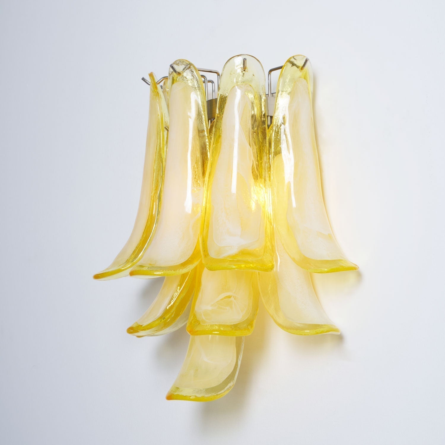 Aurora Wall Light Petal Shaped Glass Vintage Artistic - Letslighting