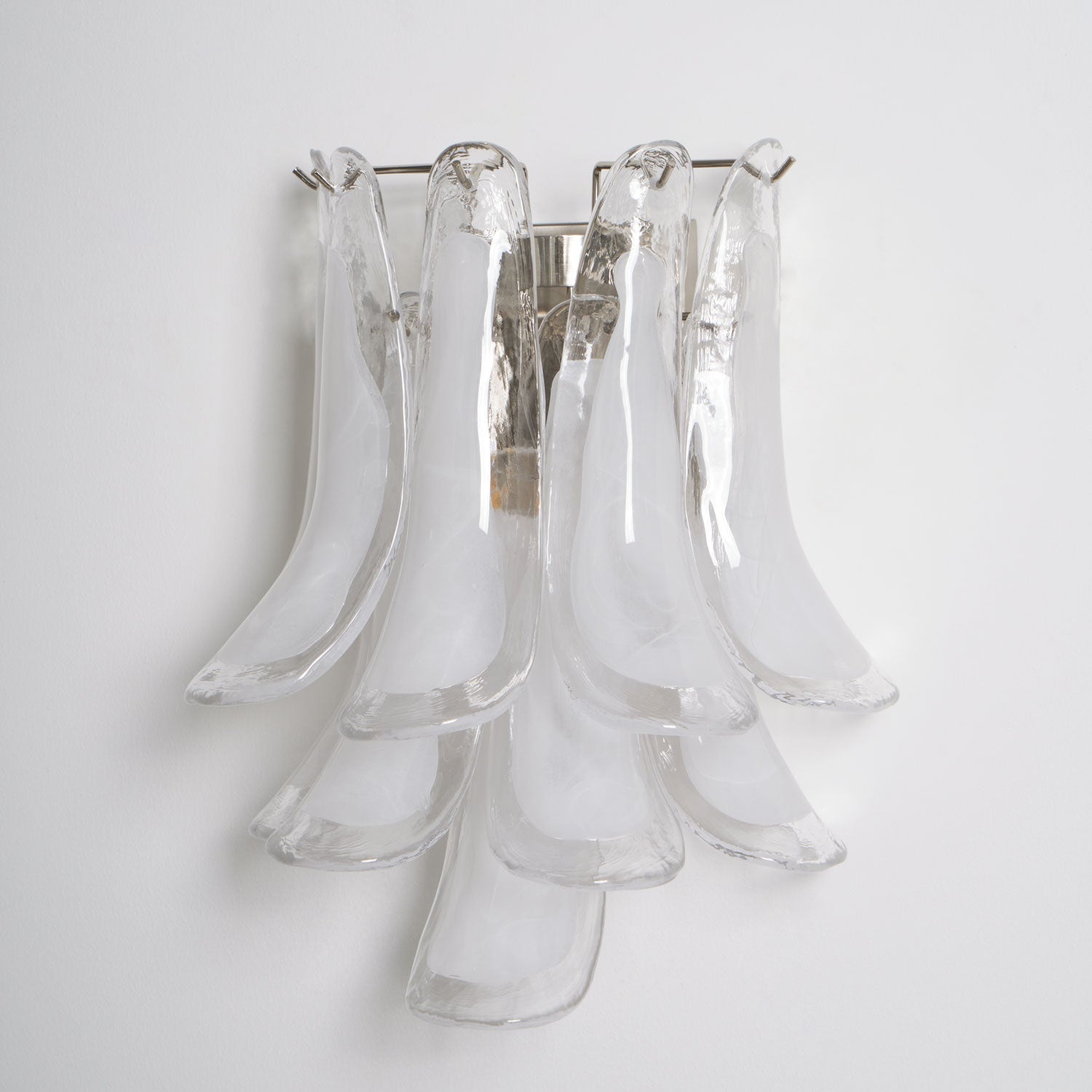 Aurora Wall Light Petal Shaped Glass Vintage Artistic - Letslighting