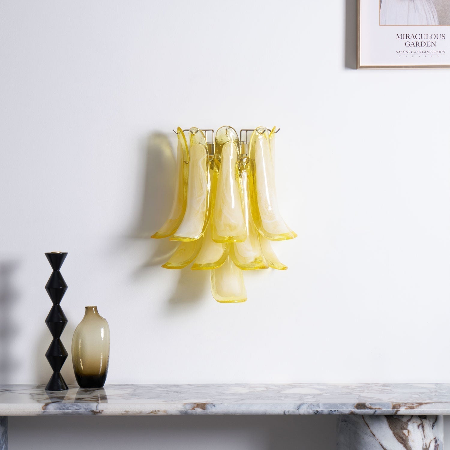Aurora Wall Light Petal Shaped Glass Vintage Artistic - Letslighting