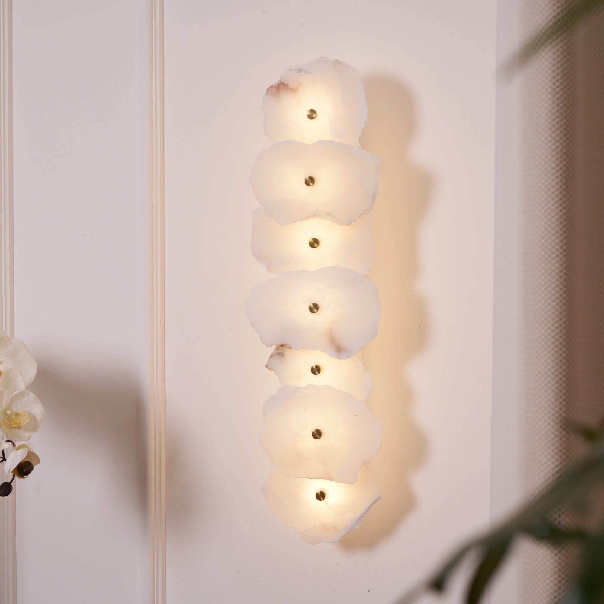Cevra Applique Murale Fleur en Albâtre