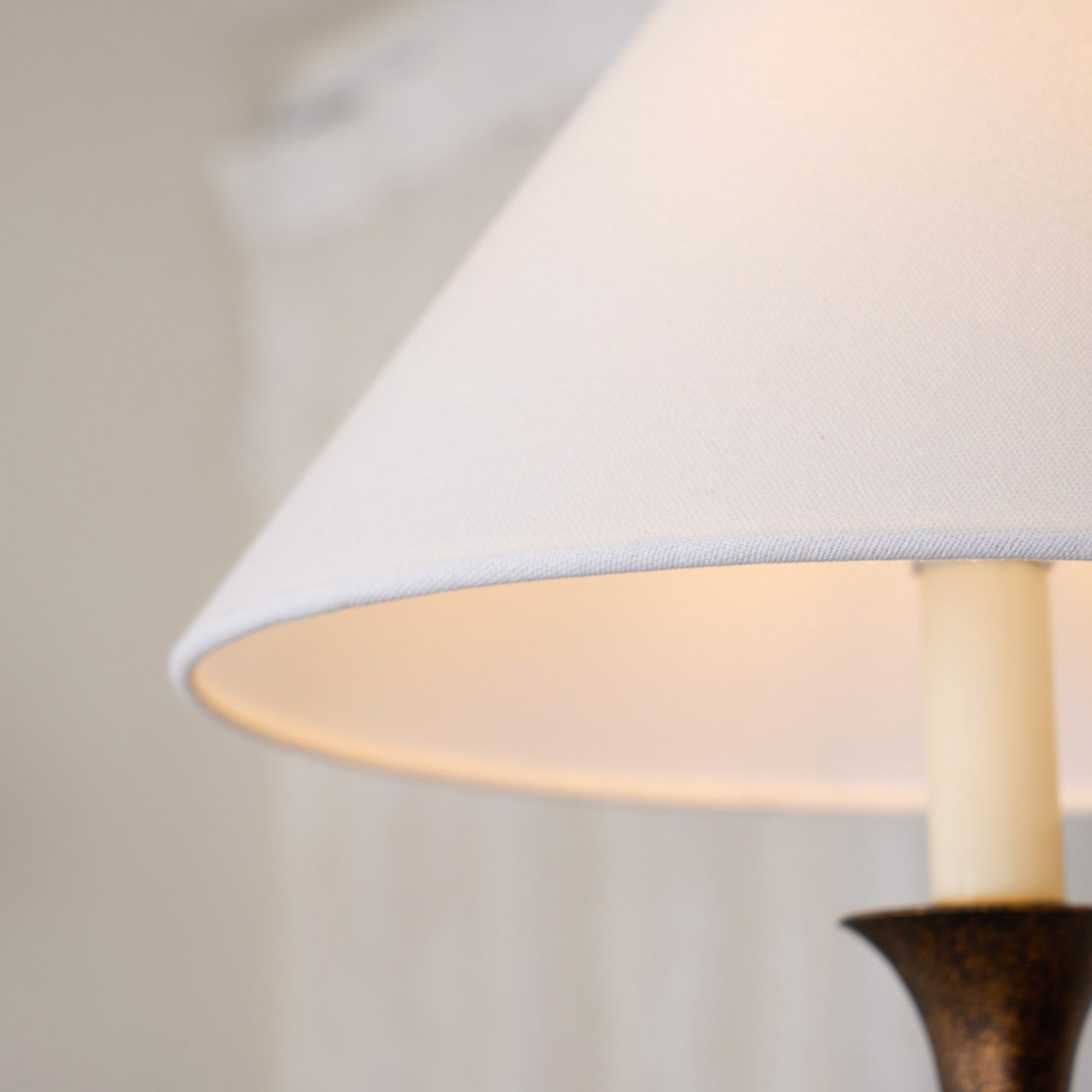 Norli Lustre Linéaire Moderne à LED en Métal - Neutralighting