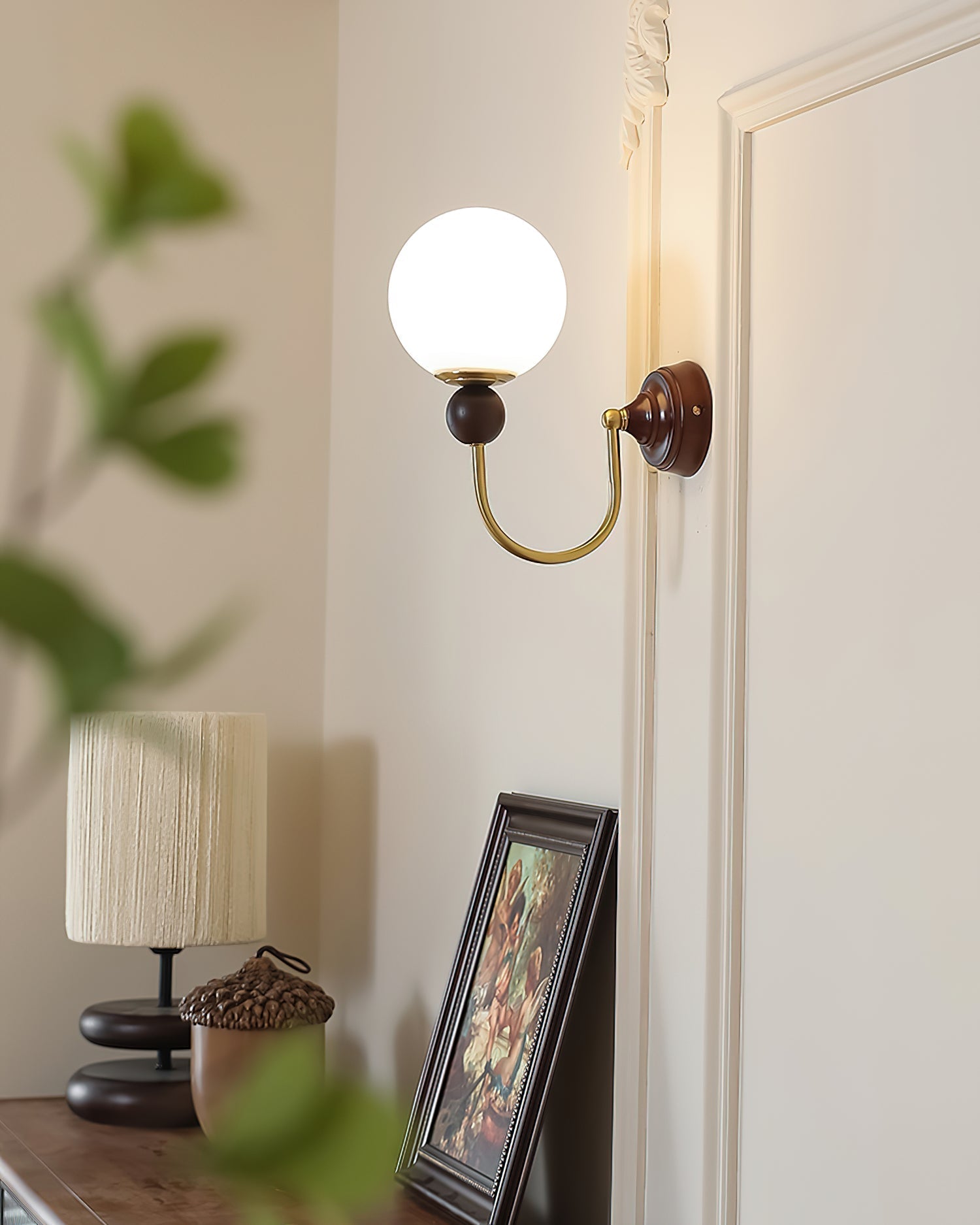 Pittock Wall Lamp Globe - Letslighting