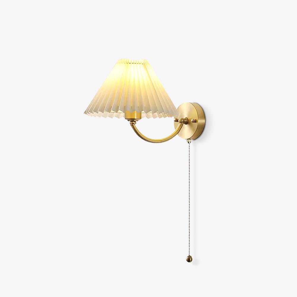 Abbotswell Élégance Plissé Laiton Tissu Applique Murale - Neutralighting