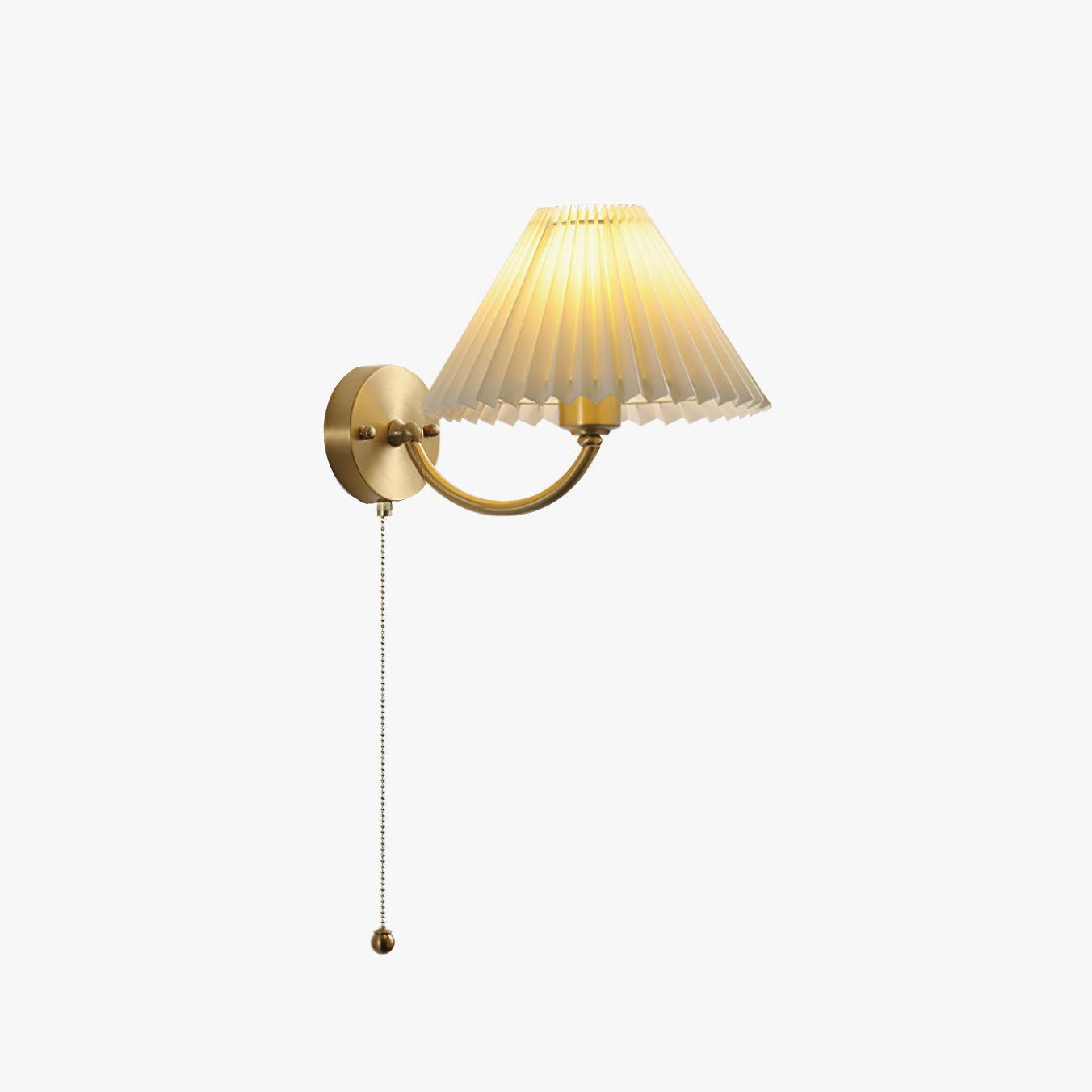 Abbotswell Élégance Plissé Laiton Tissu Applique Murale - Neutralighting