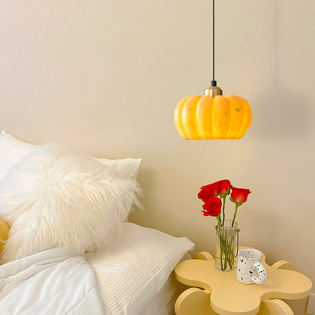 Arisha Citrouille Suspension Jaune Résin Chambre à Coucher Salle à Manger - Neutralighting