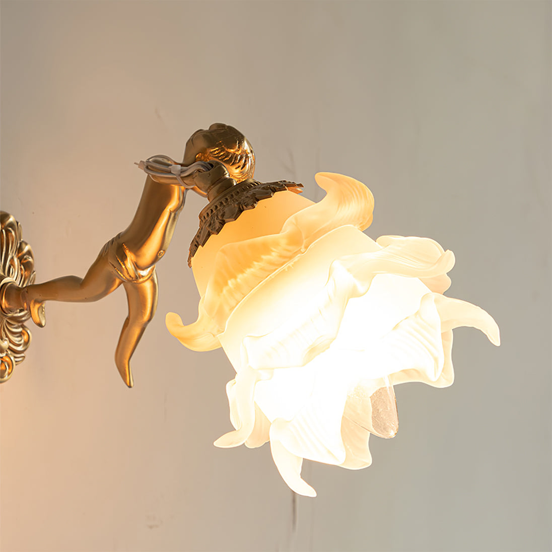 Arque Applique Murale Rose en Verre - Neutralighting