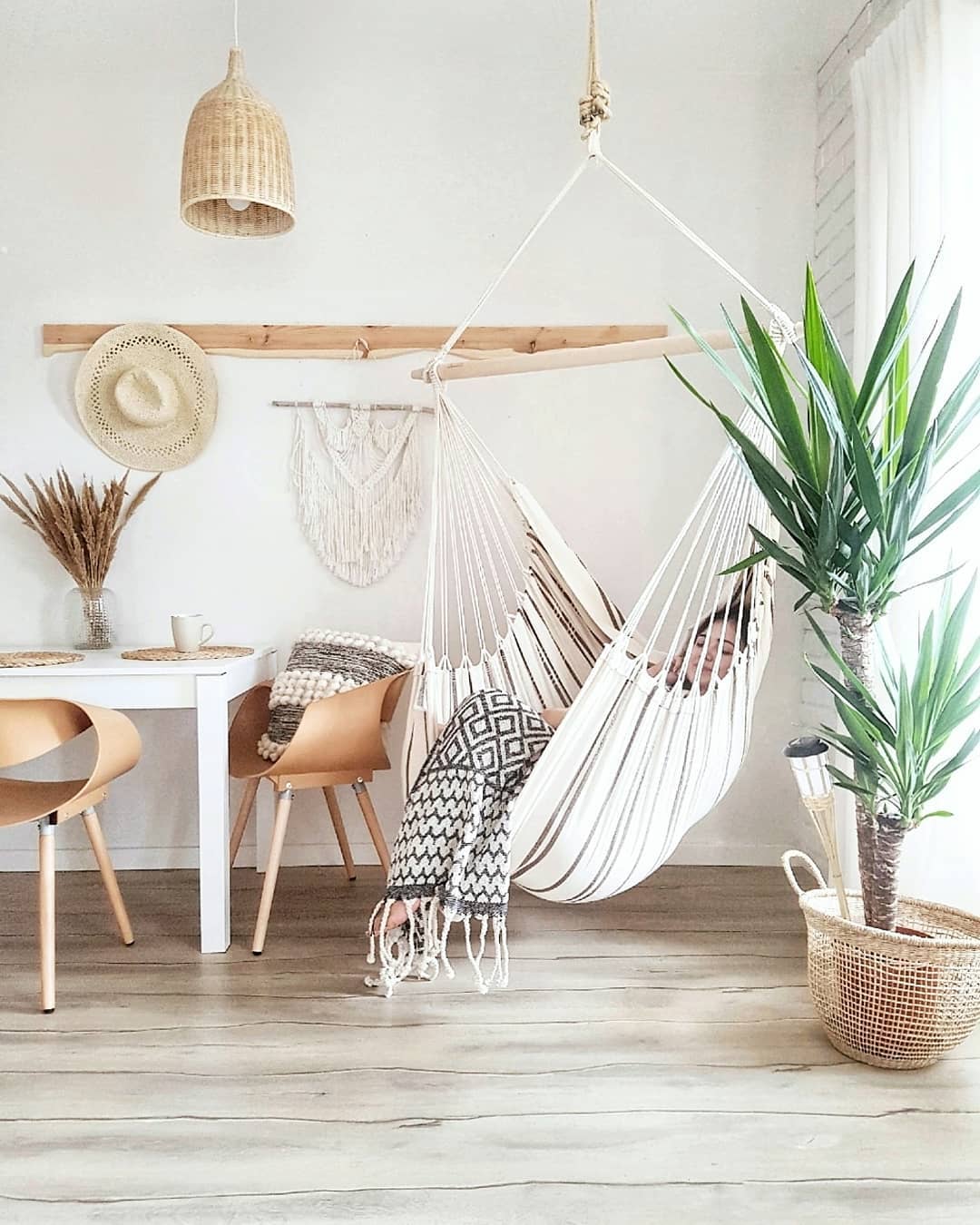 Willow Lustre Suspendu En Rattan Rustique - Neutralighting