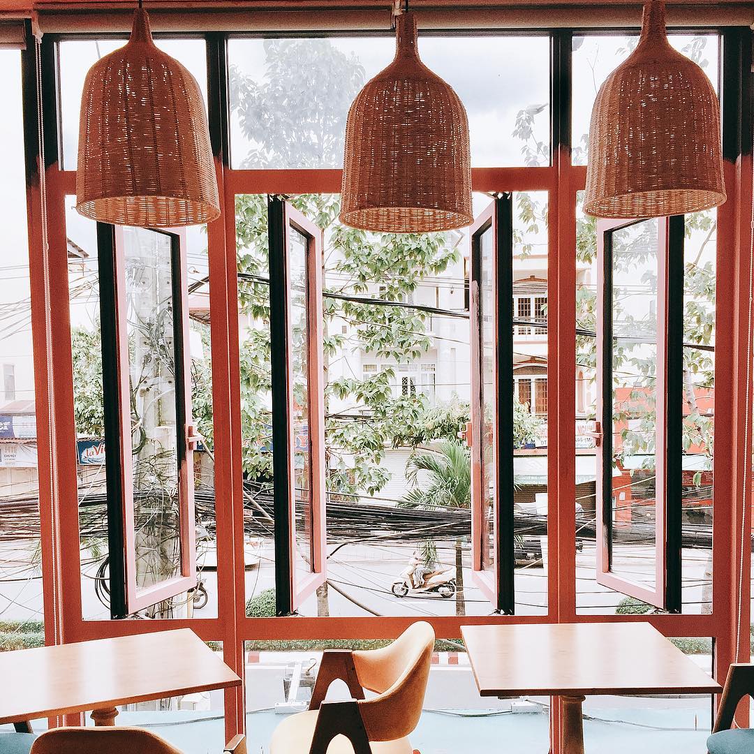 Willow Lustre Suspendu En Rattan Rustique - Neutralighting