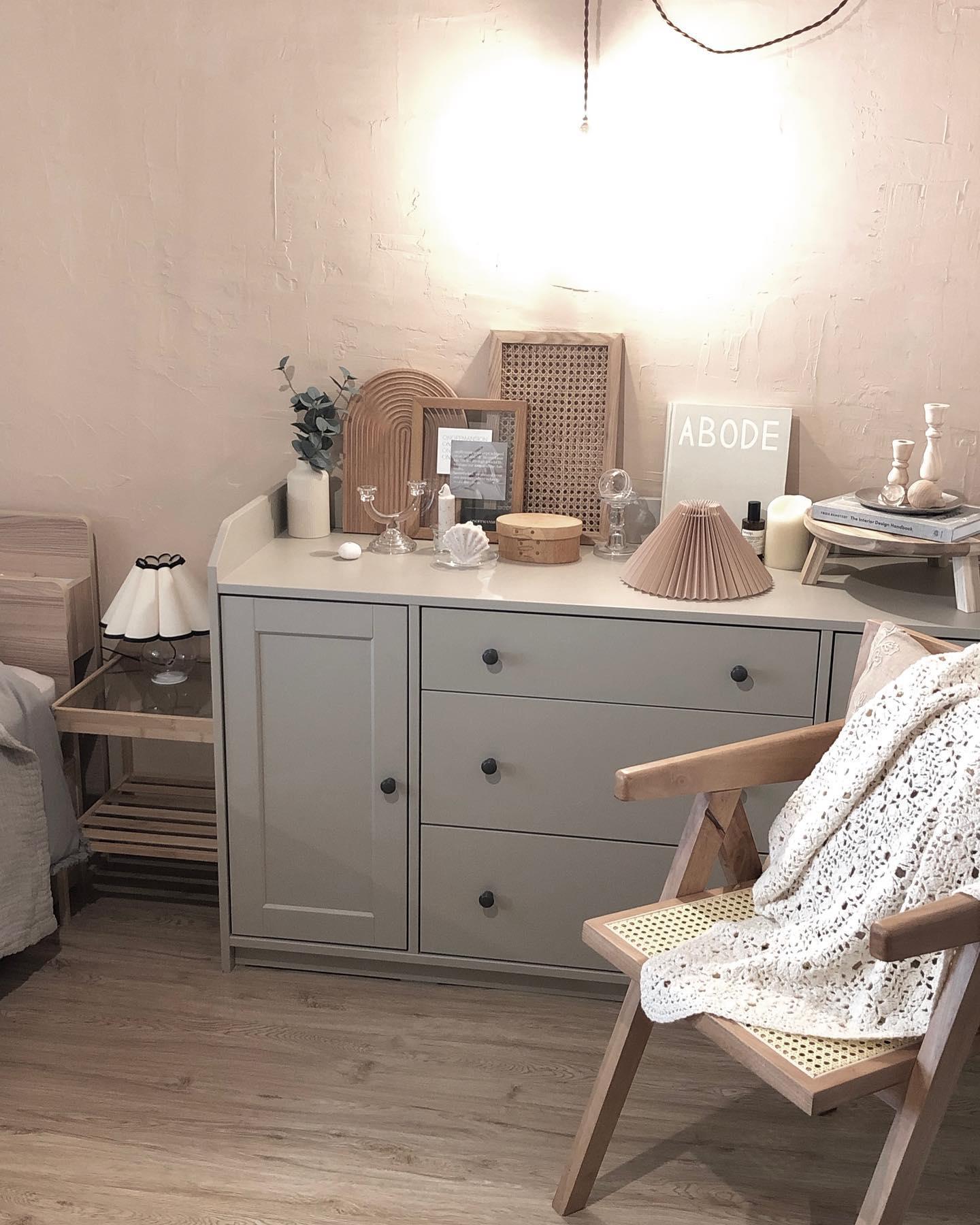 Zara Lampe de table en rotin plissé - Neutralighting