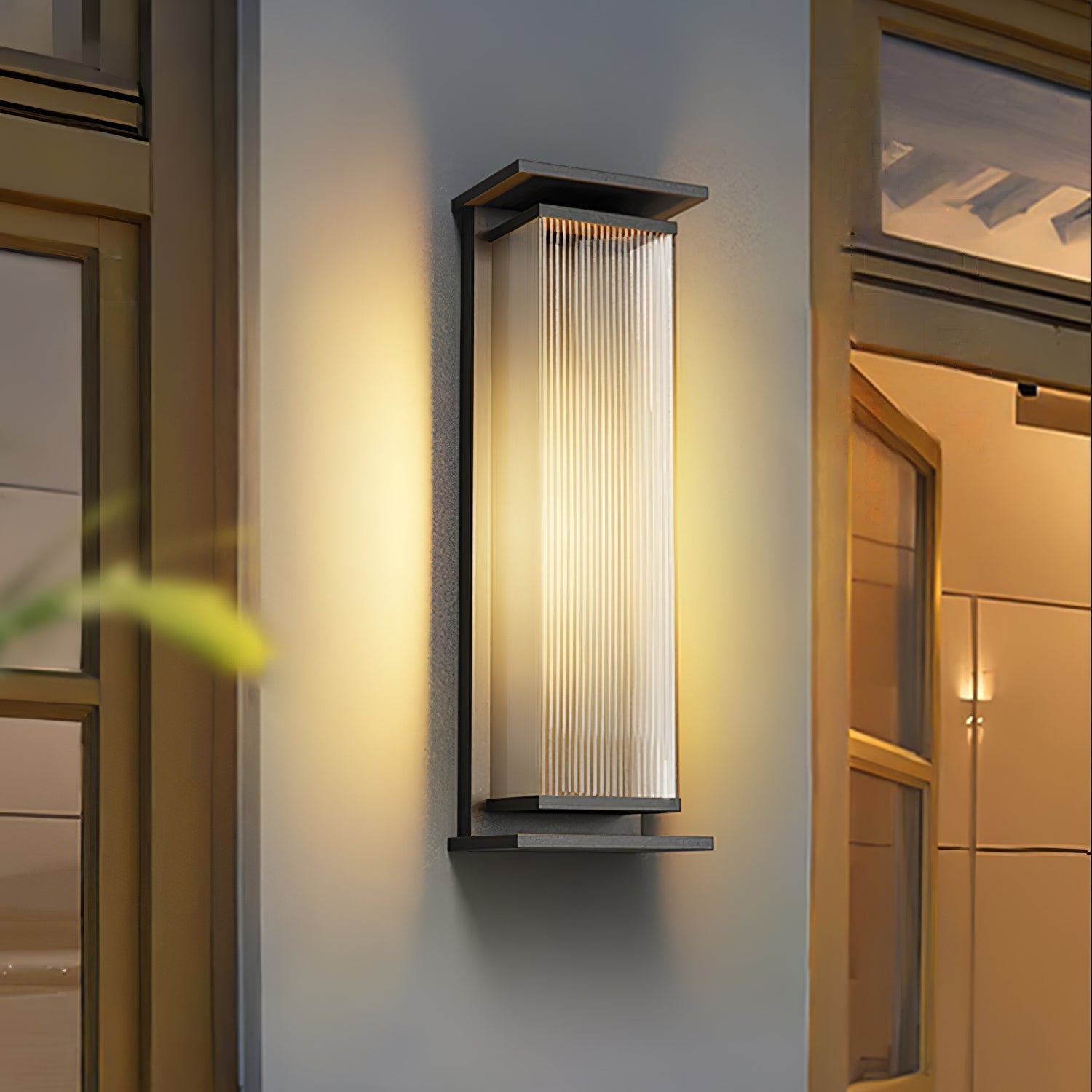 Cesilila Vertical Glass Wall Light - Blowlighting