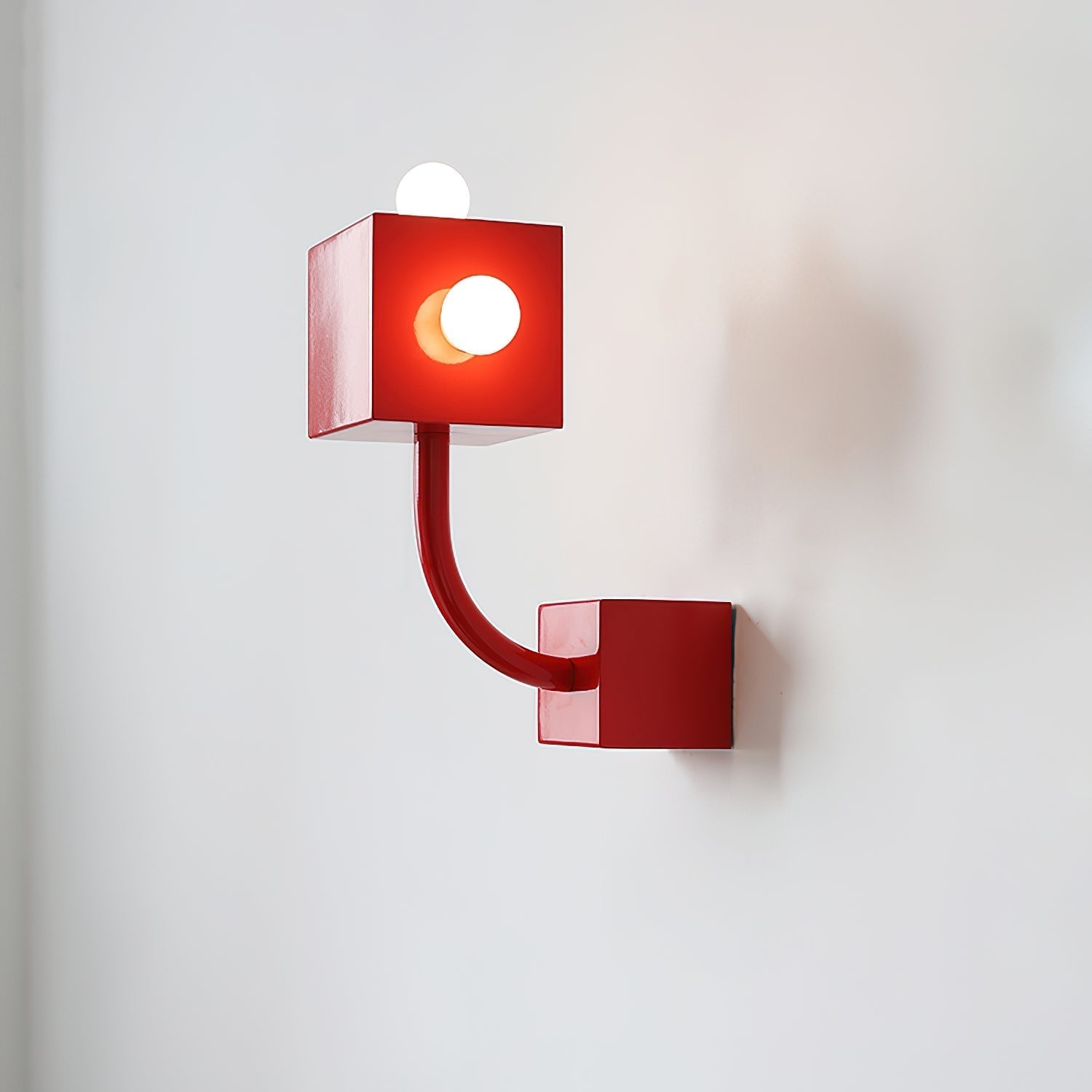 AvantCube Applique Murale Rouge - Neutralighting