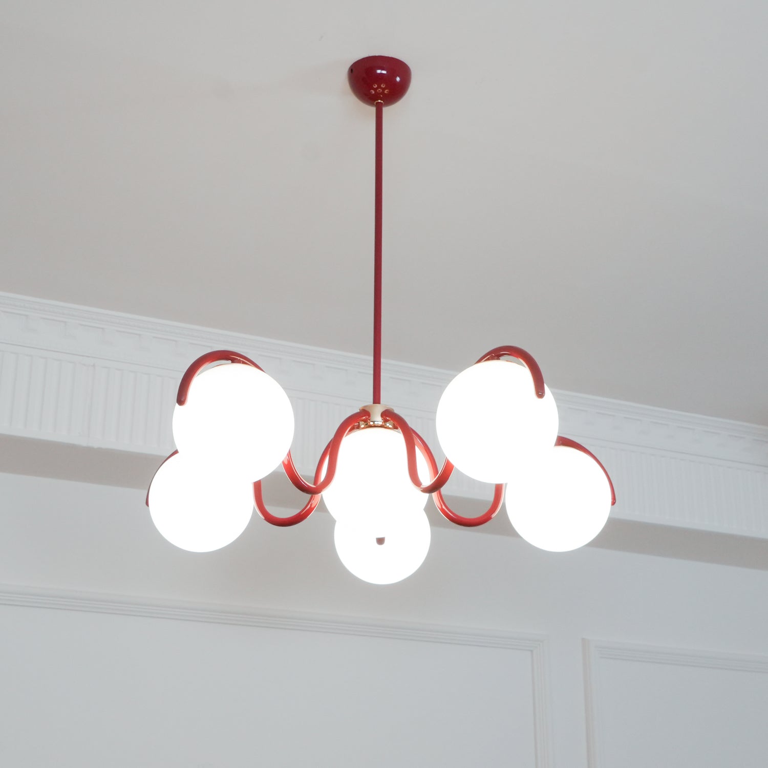 Wryn Lustre Linéaire Courbé - Neutralighting