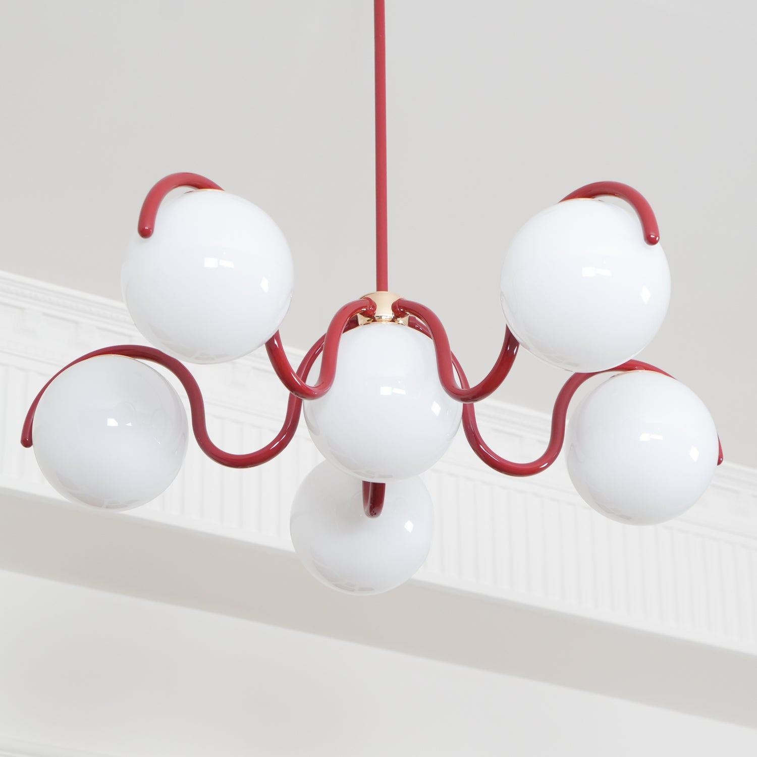 Wryn Lustre Linéaire Courbé - Neutralighting