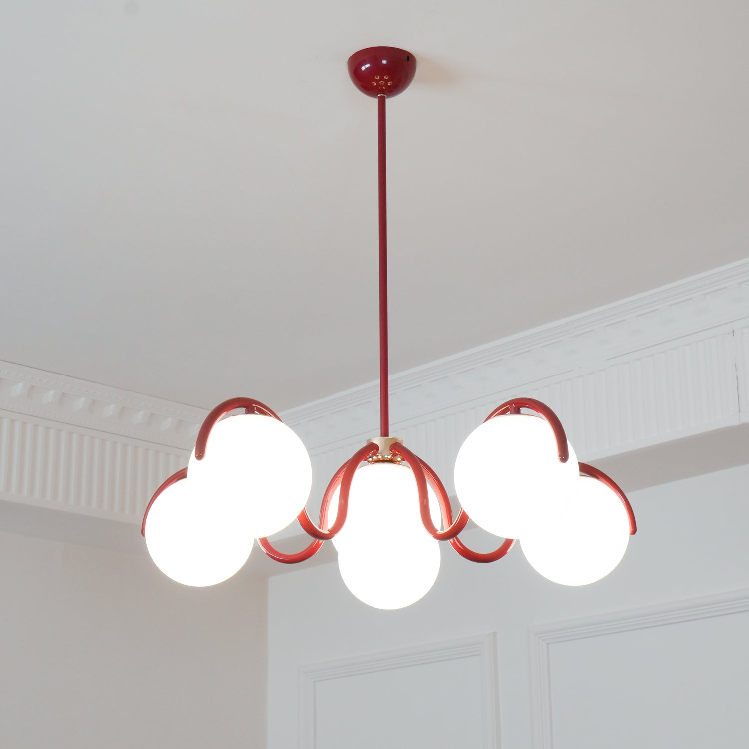 Wryn Lustre Linéaire Courbé - Neutralighting