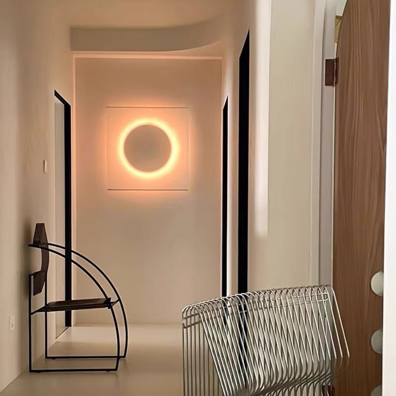 Zevarus Art Relax Plug-in Wall Light - Neutralighting