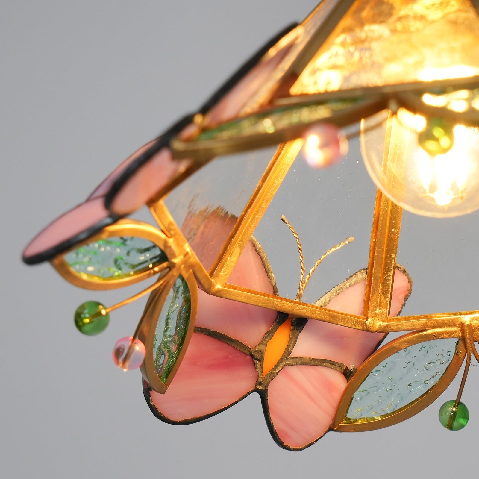 Tiffany Suspension Papillon Rétro - Neutralighting