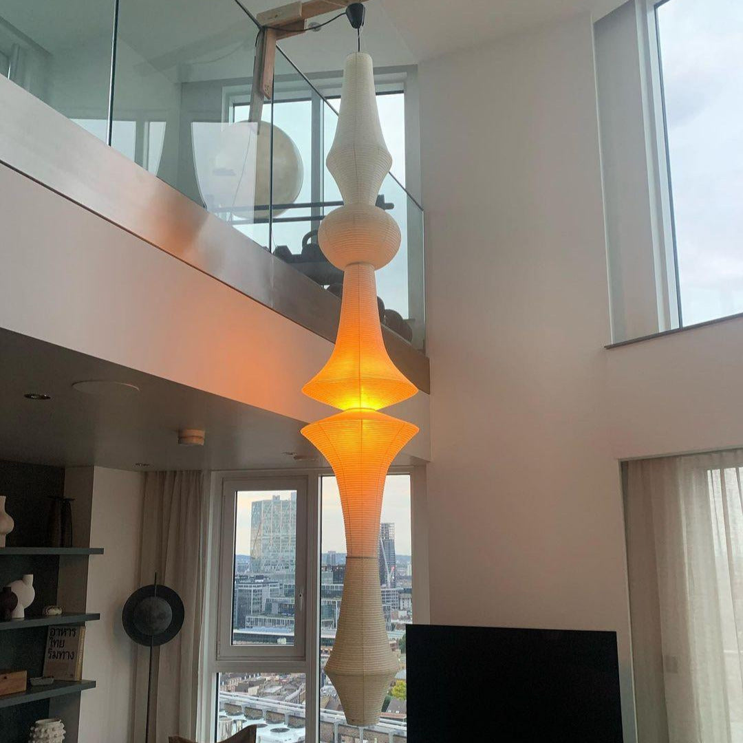 Faye Suspension Sculpturale Verticale en Papier