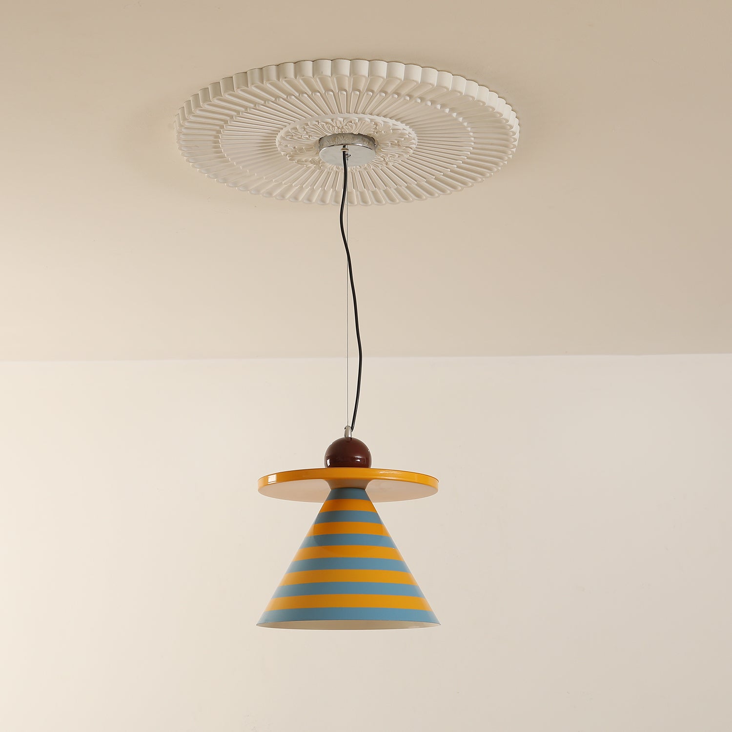 Riva Lampe Pendentive Conique Rayée Ludique Vibrante - Neutralighting