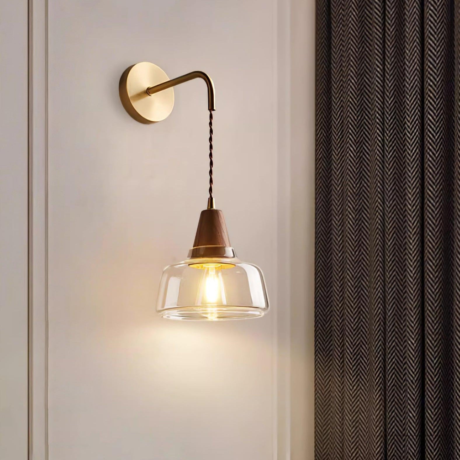 Ovely Wall Lamp - Neutralighting