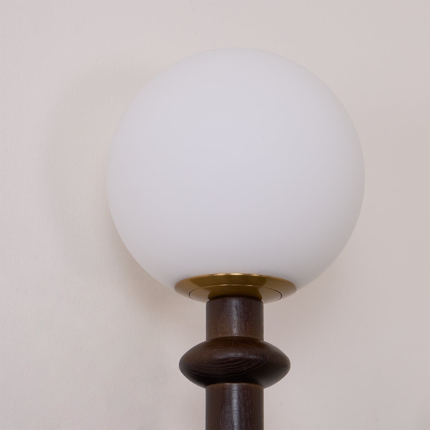 Elmiror Applique Murale en Verre et Bois Moderne - Neutralighting