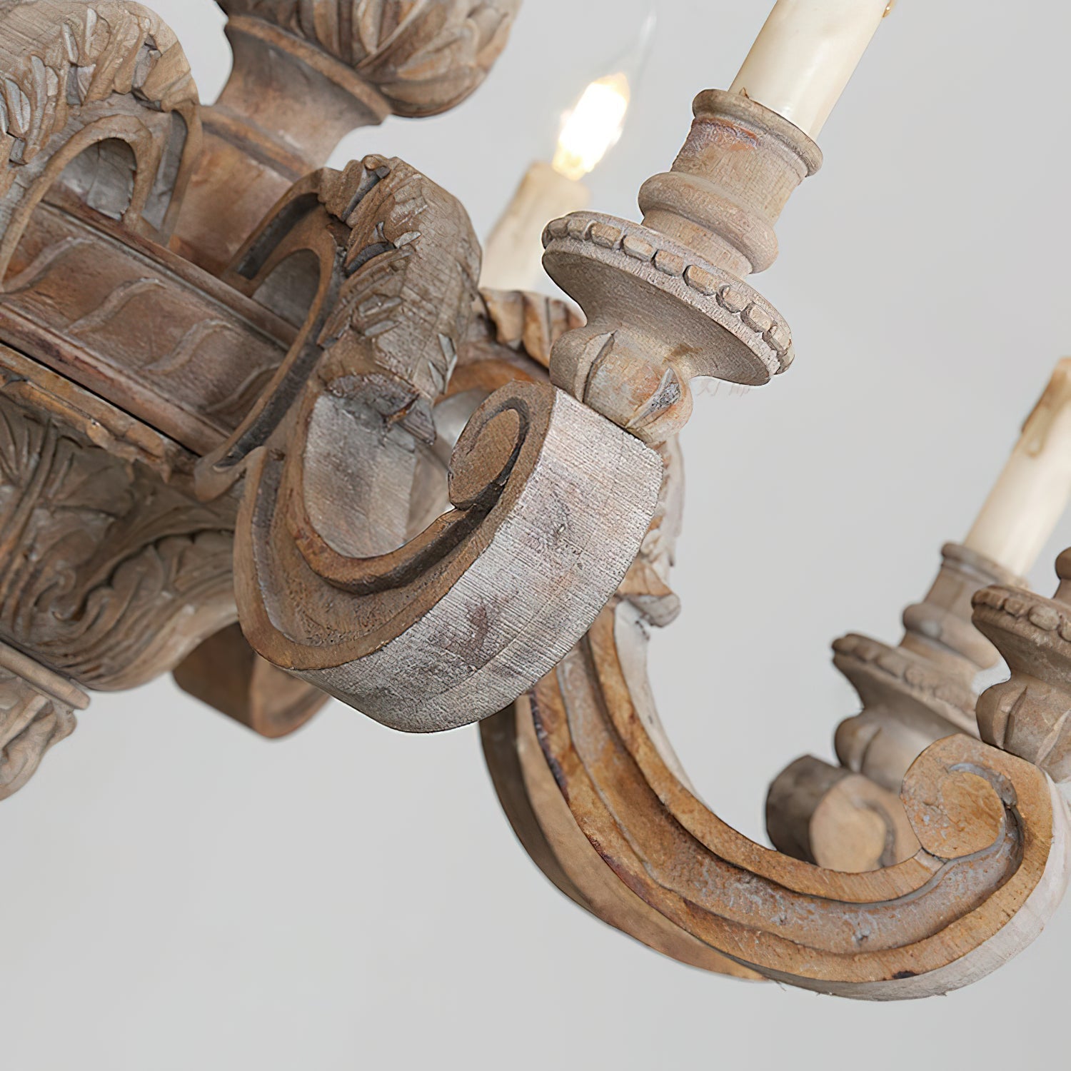 Olrinila Roman Pillar Hand-carved Wood Chandelier - Lamp Copper