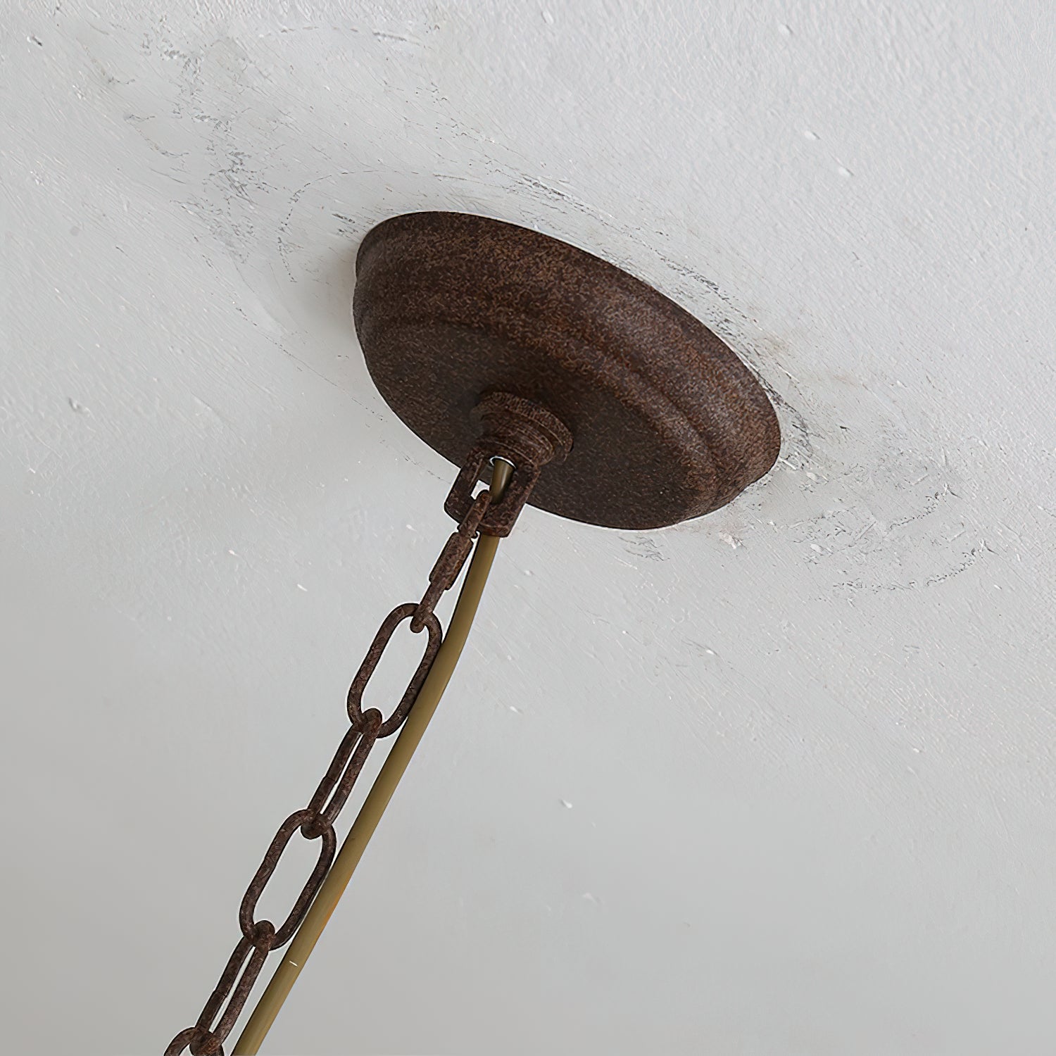 Olrinila Roman Pillar Hand-carved Wood Chandelier - Lamp Copper