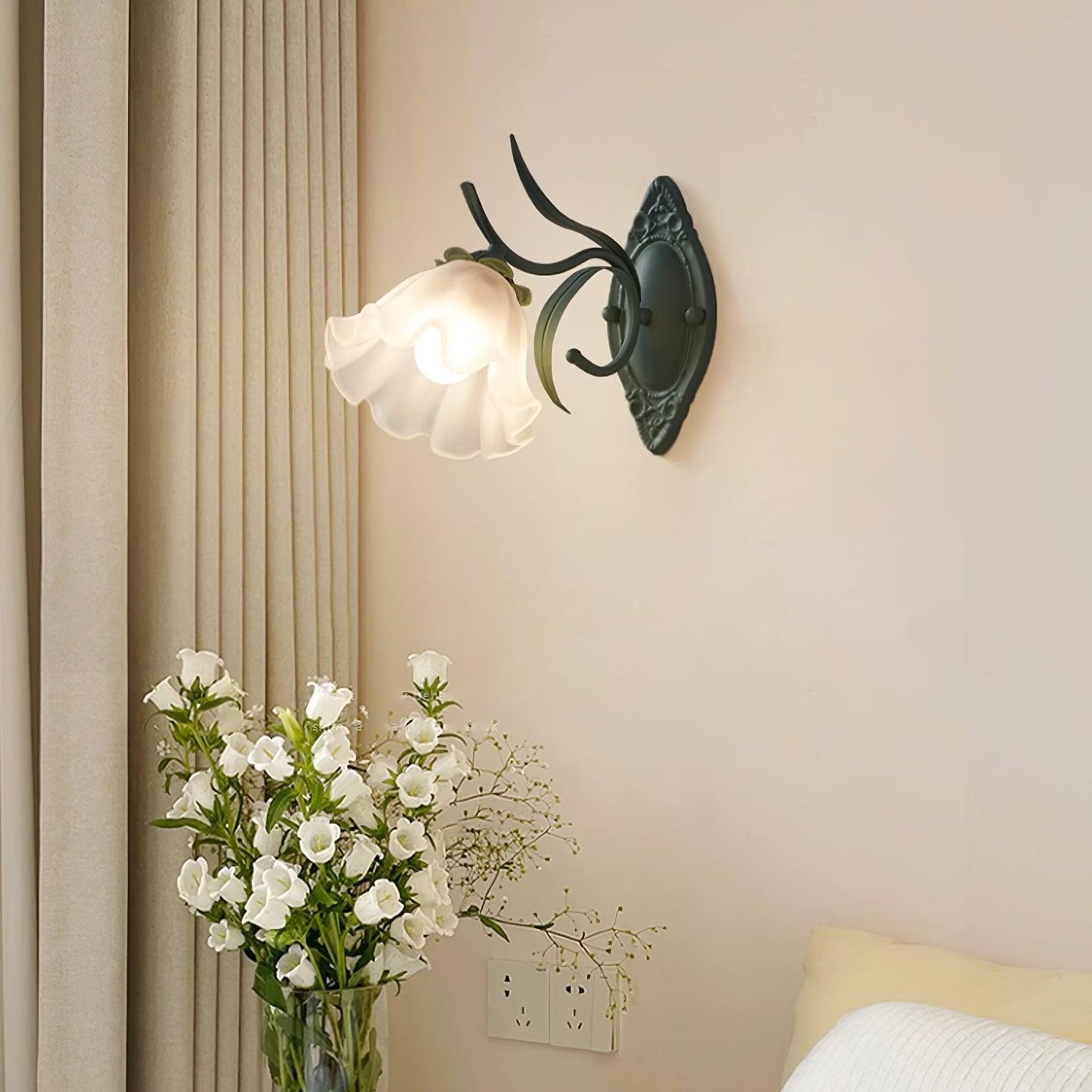 Nivan Applique murale vintage avec abat-jour en verre à motif floral pour chambre à coucher et salon - Neutralighting