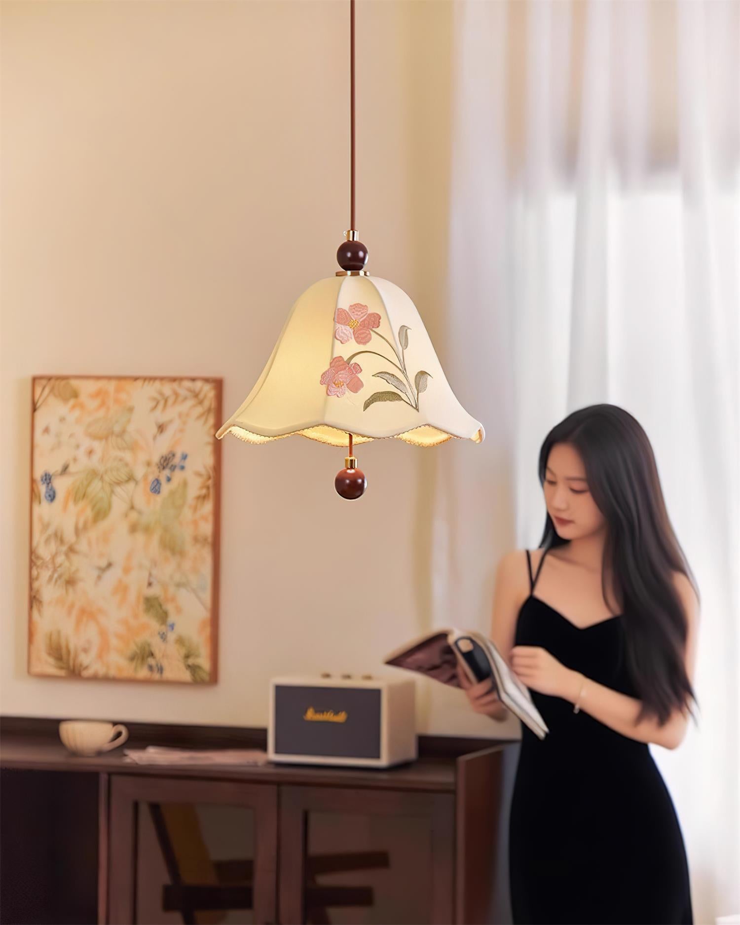 Roselle Lampe Pendante Élégance Florale Brodée - Neutralighting