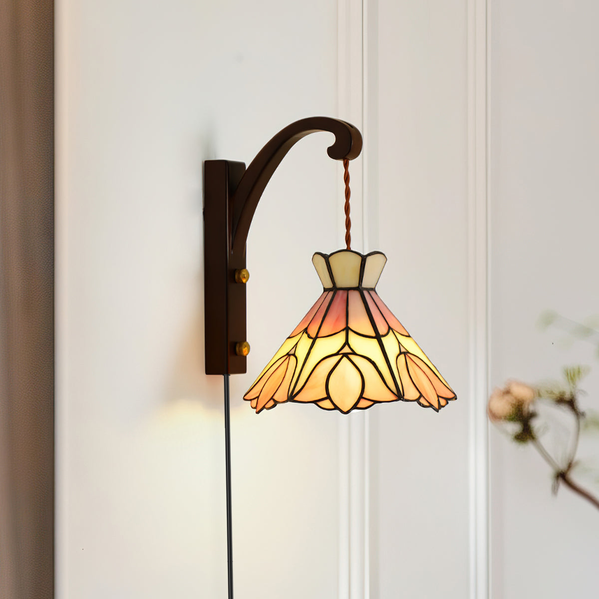 Wall Lamp Plug In Tiffany Stained Glass Floral Shade Wooden Bracket Vintage - Letslighting