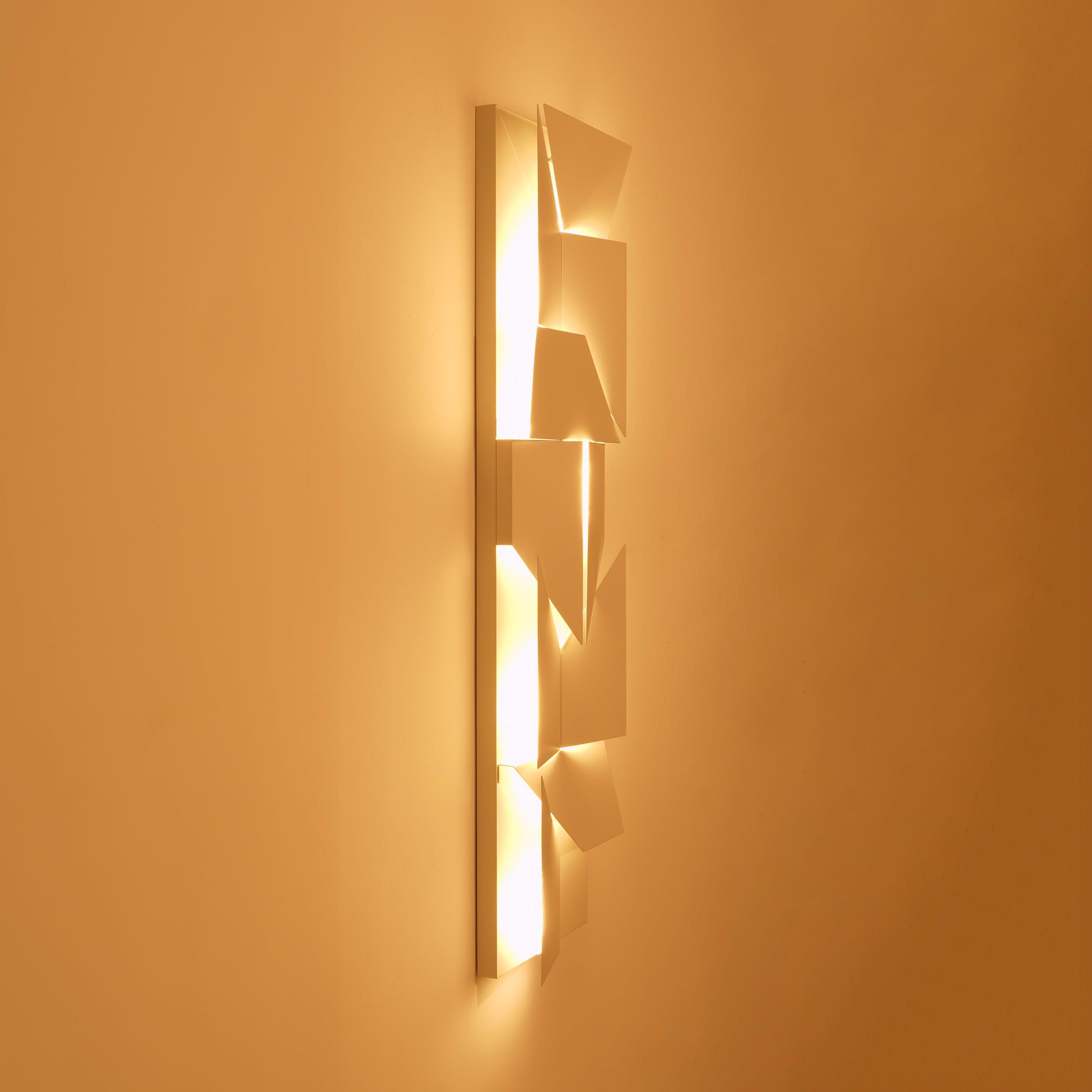 Arthaen Shadows Grand Sconce Wall lamp - Neutralighting