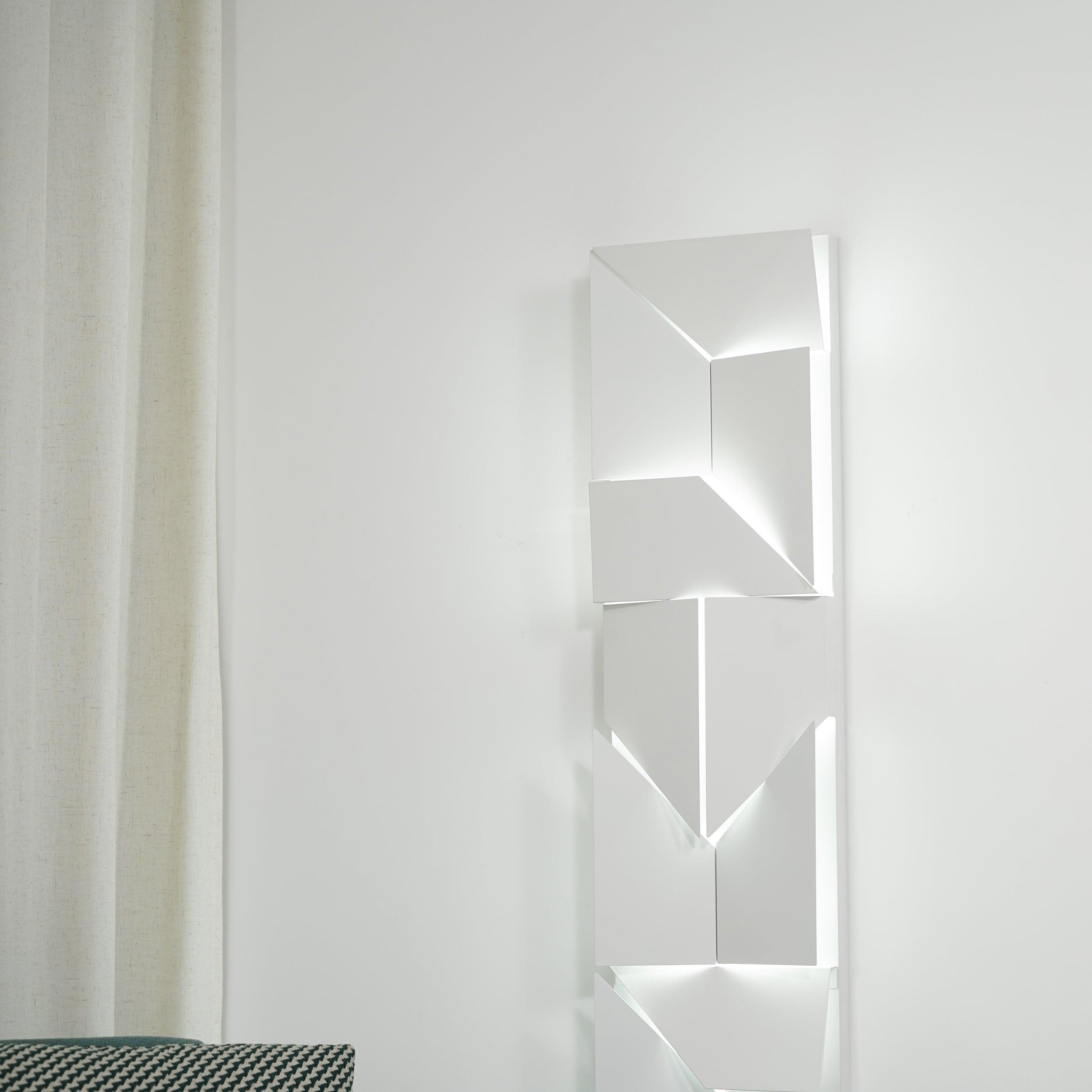 Arthaen Shadows Grand Sconce Wall lamp - Neutralighting