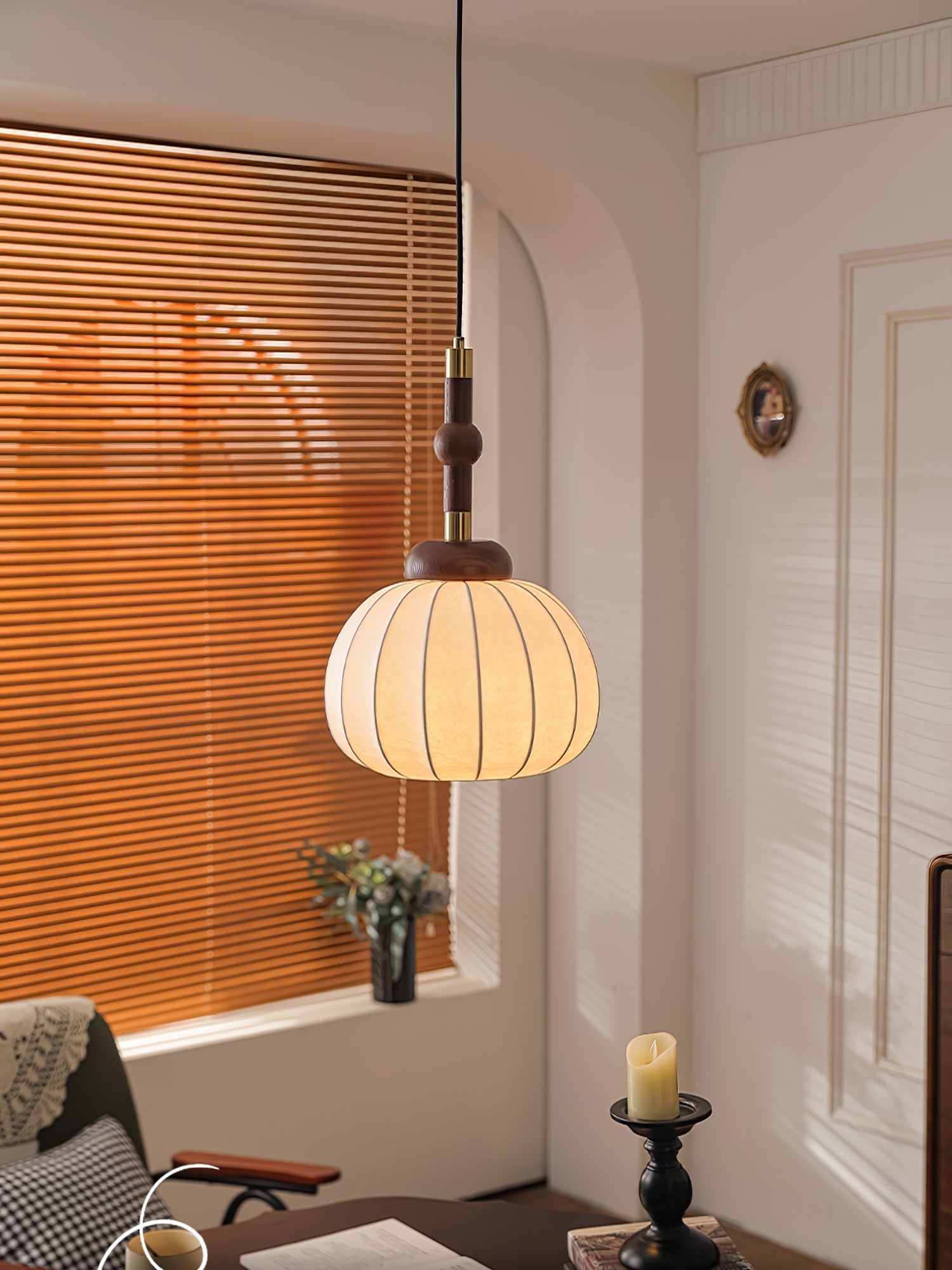 Silk Globe Pendant Lamp - Blowlighting