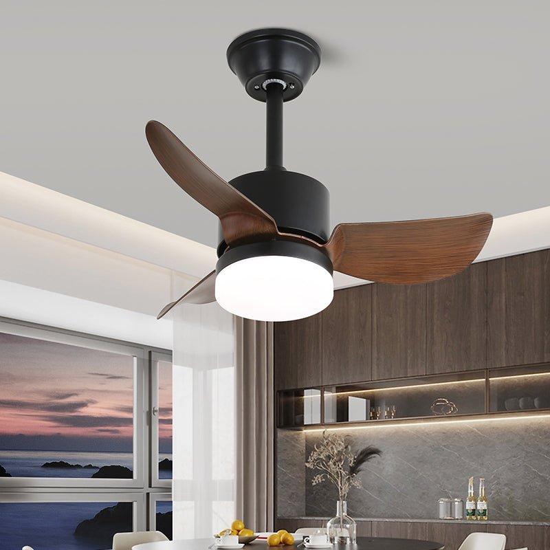 Plafonnier ventilateur Arden minimaliste en bois noir, gros plan sur les pales