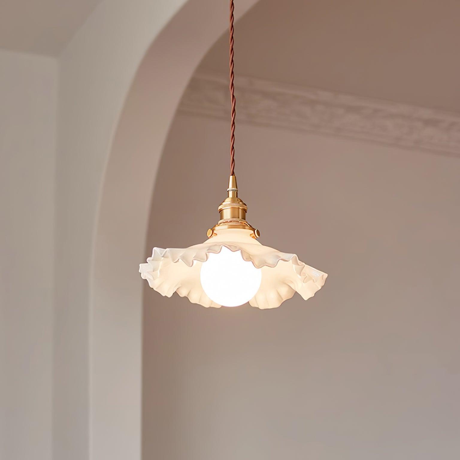 Iris Lampe Pendante Verre Abat-jour Volant Laiton - Neutralighting