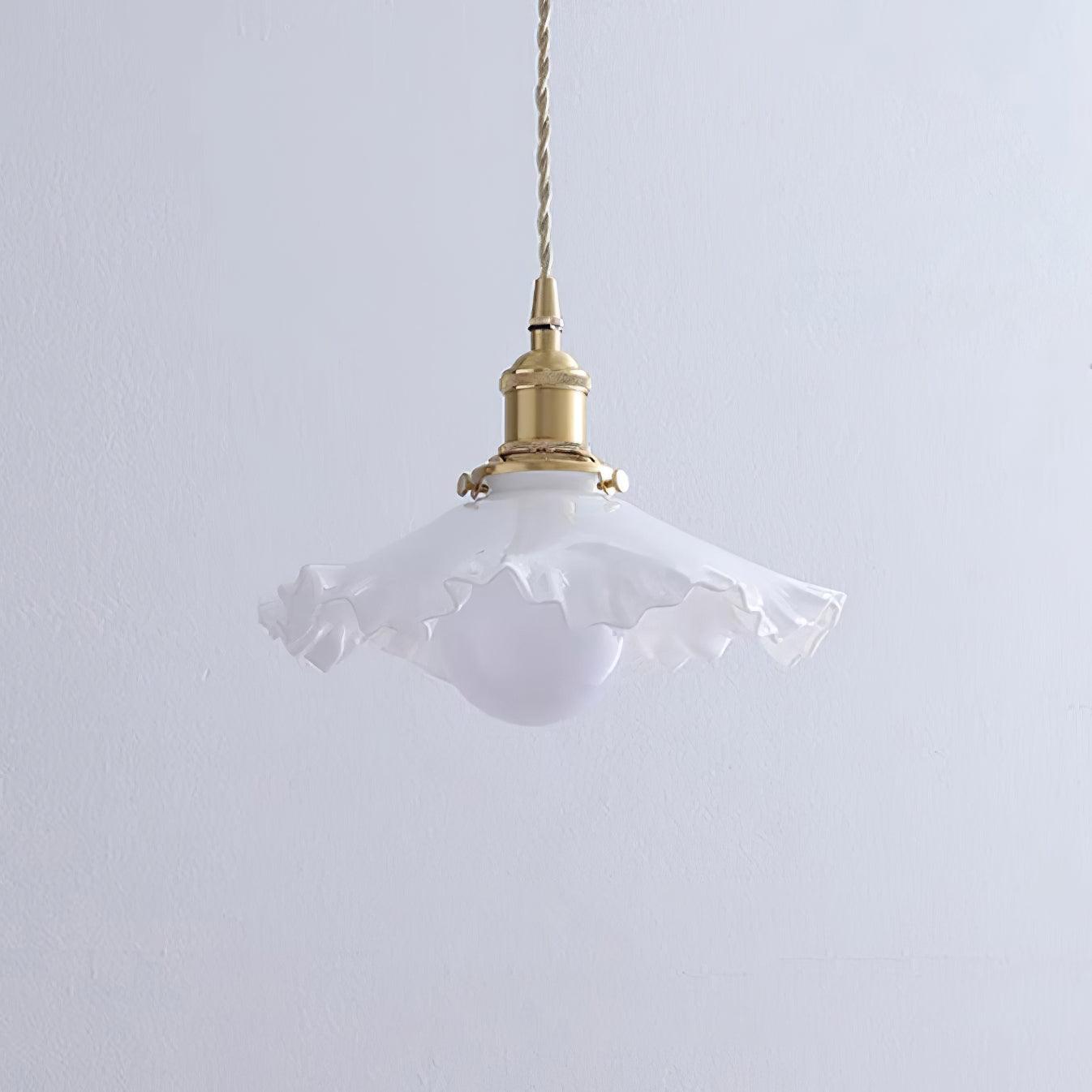 Iris Lampe Pendante Verre Abat-jour Volant Laiton - Neutralighting