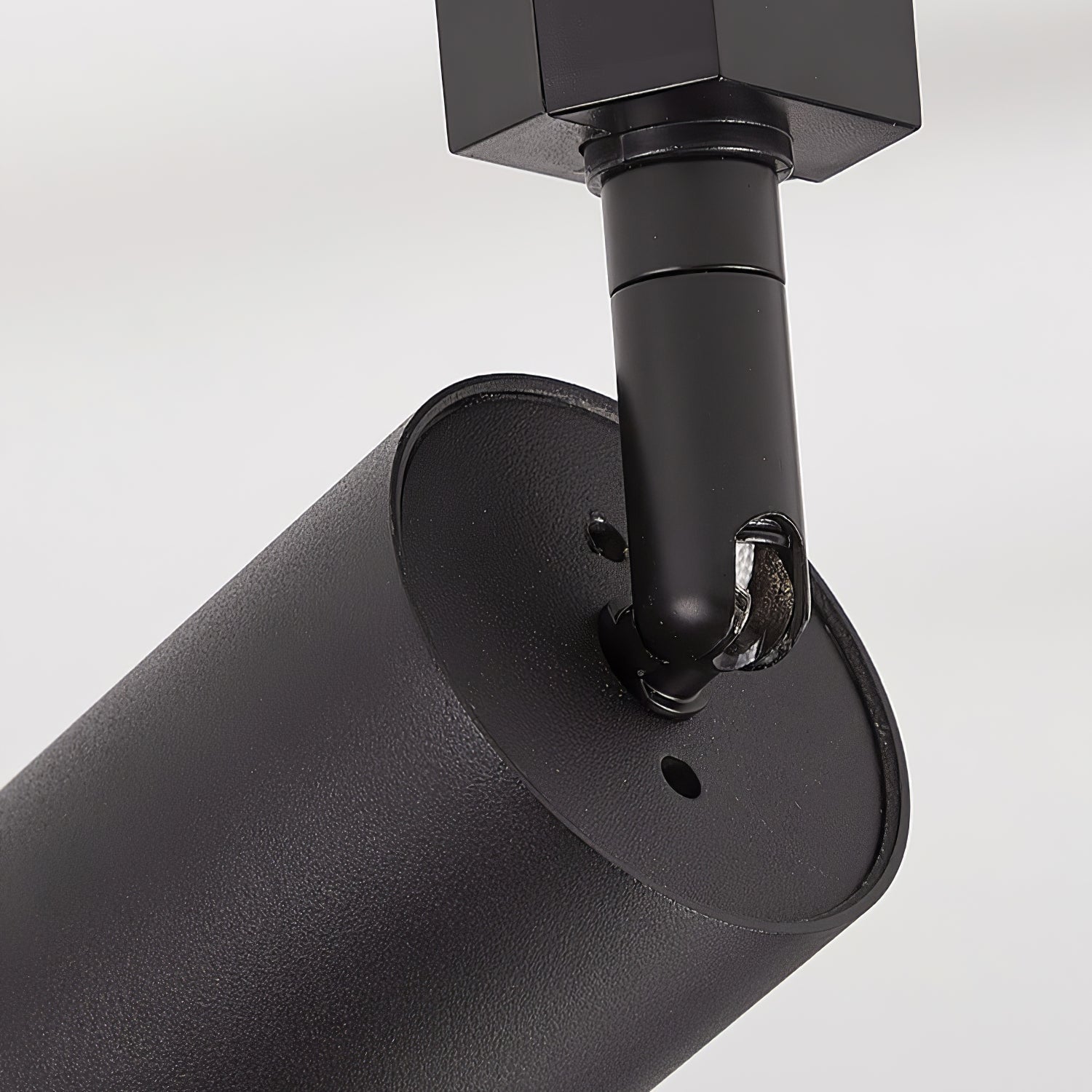 Solara Plafonnier Cylindre Élégant avec Style Minimaliste - Neutralighting