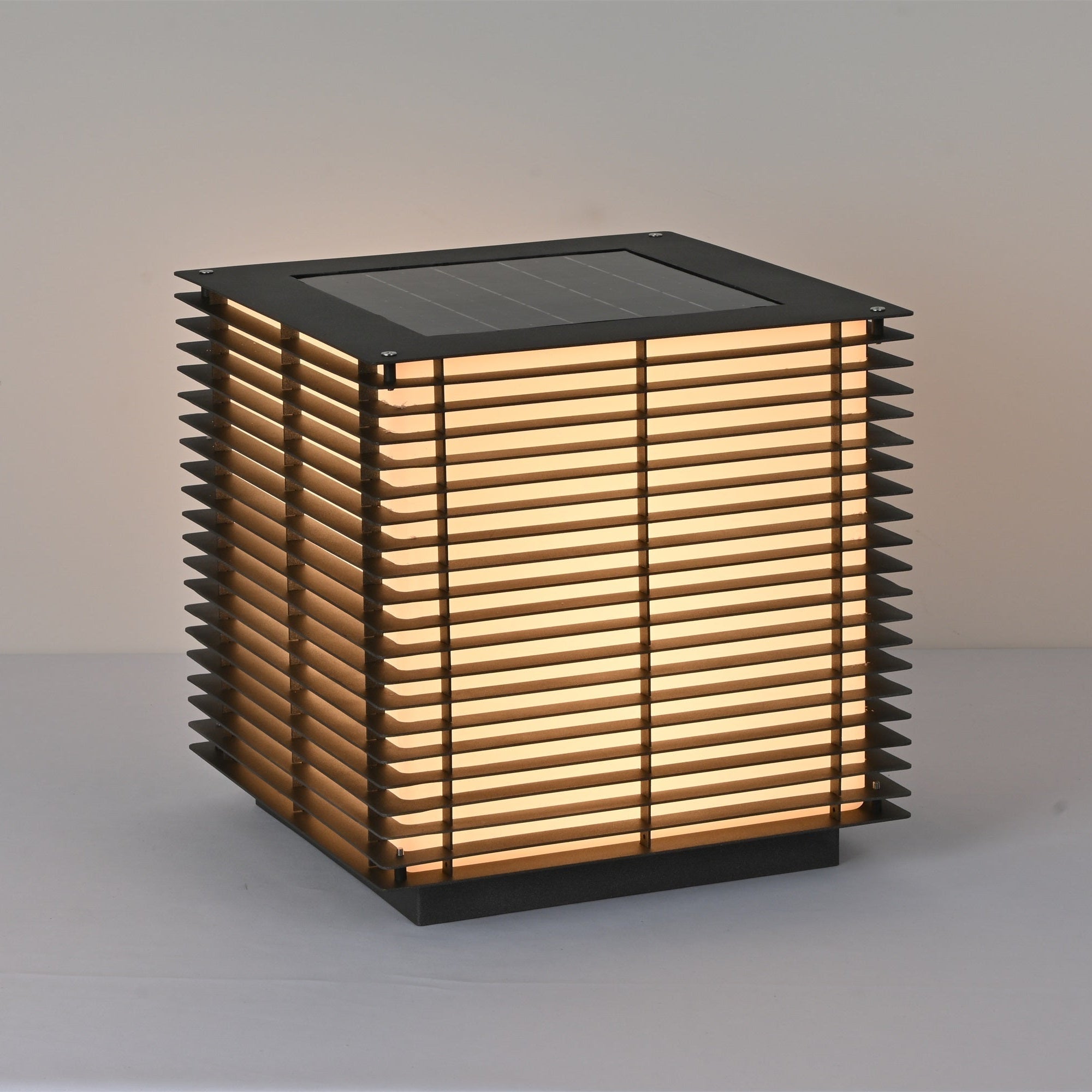 Eryon Lampe Solaire À Grille Extérieure - Neutralighting