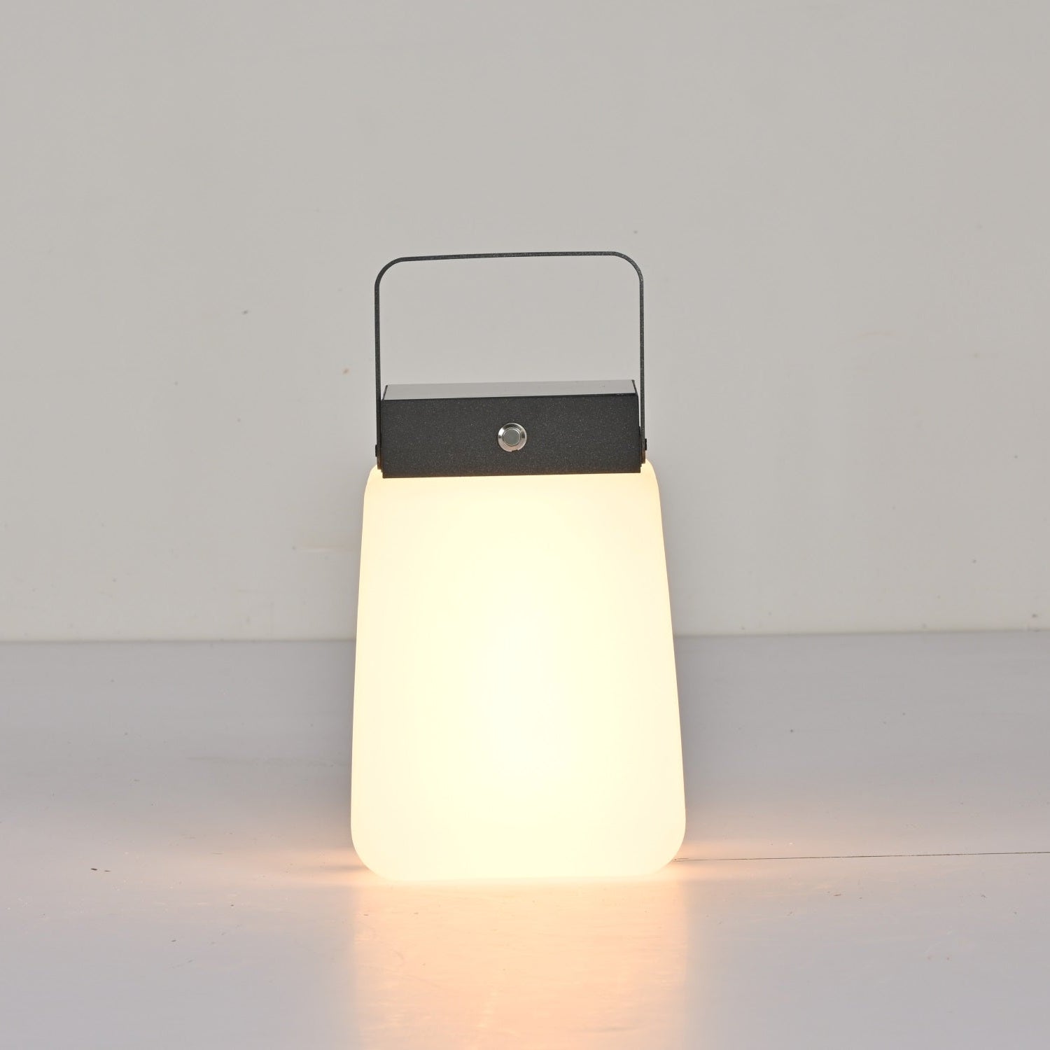 Dillon Lumière Extérieure PE Minimaliste - Neutralighting