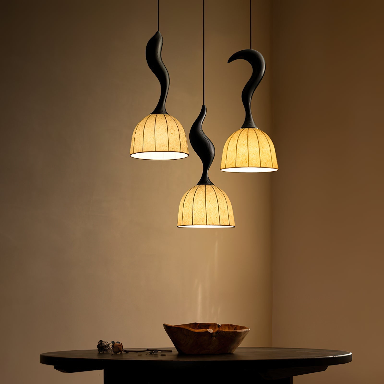 Solia Lampe Pendante Tige Courbée Tissu Bois - Neutralighting
