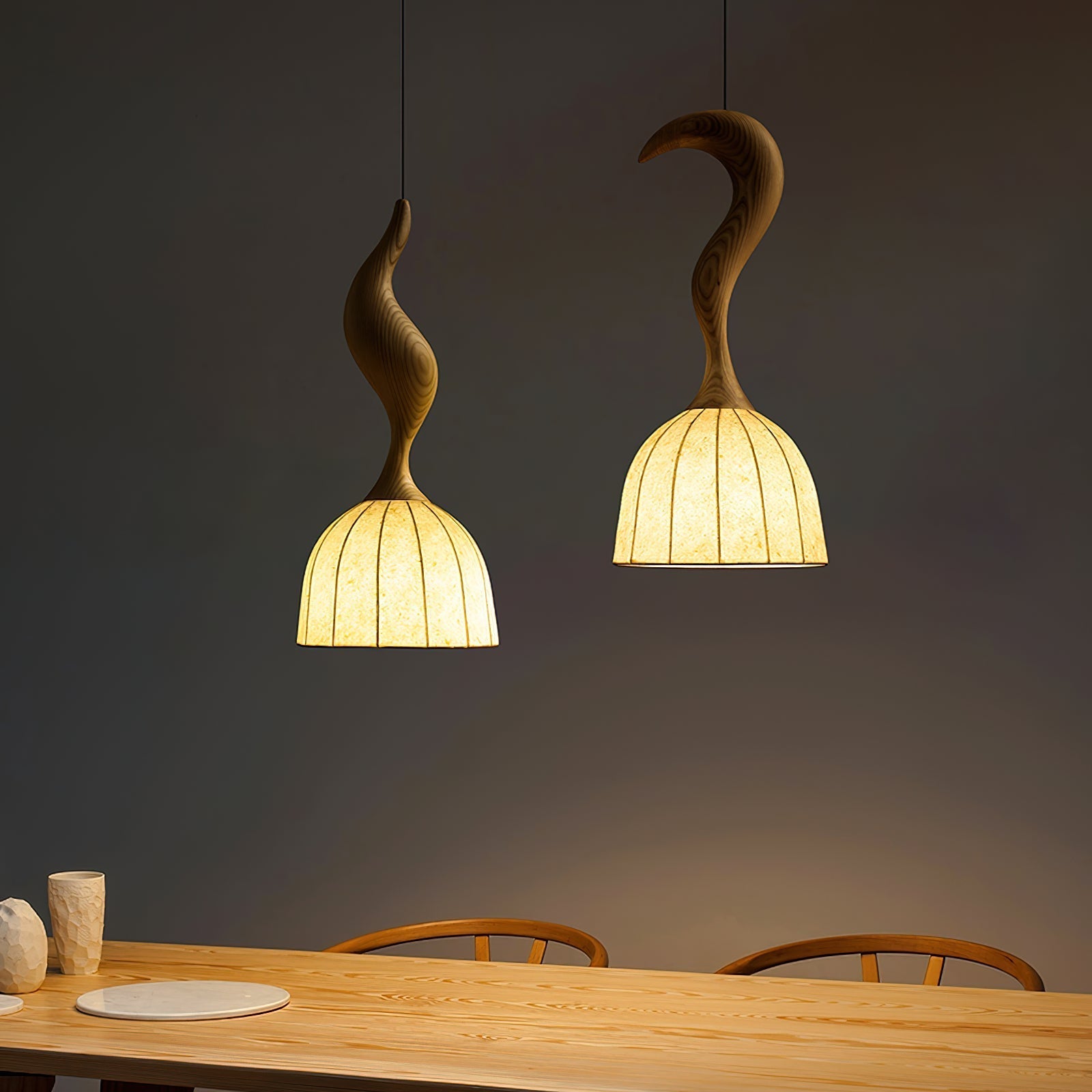 Solia Lampe Pendante Tige Courbée Tissu Bois - Neutralighting