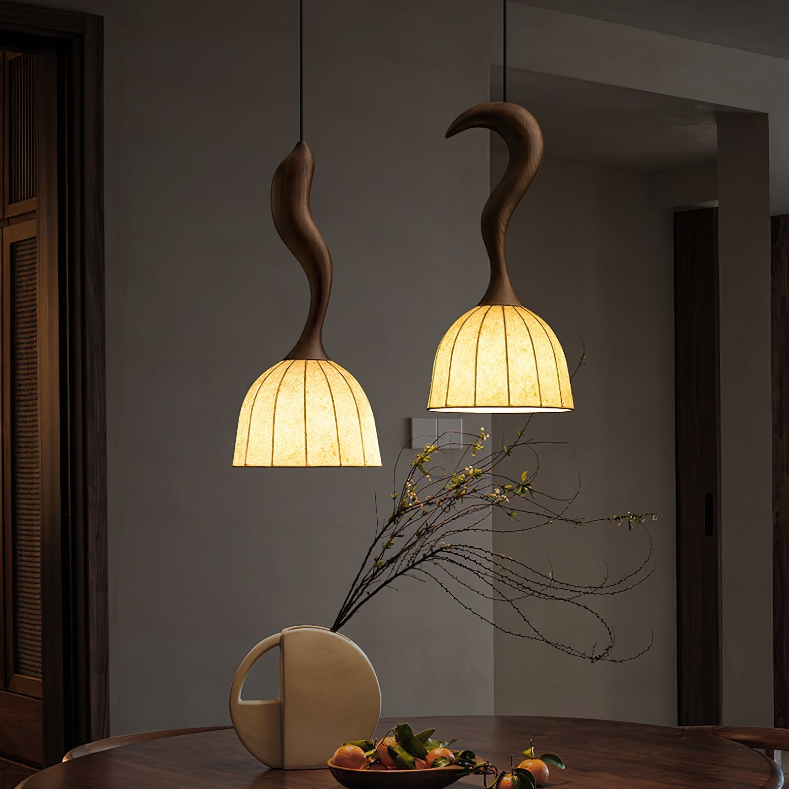 Solia Lampe Pendante Tige Courbée Tissu Bois - Neutralighting