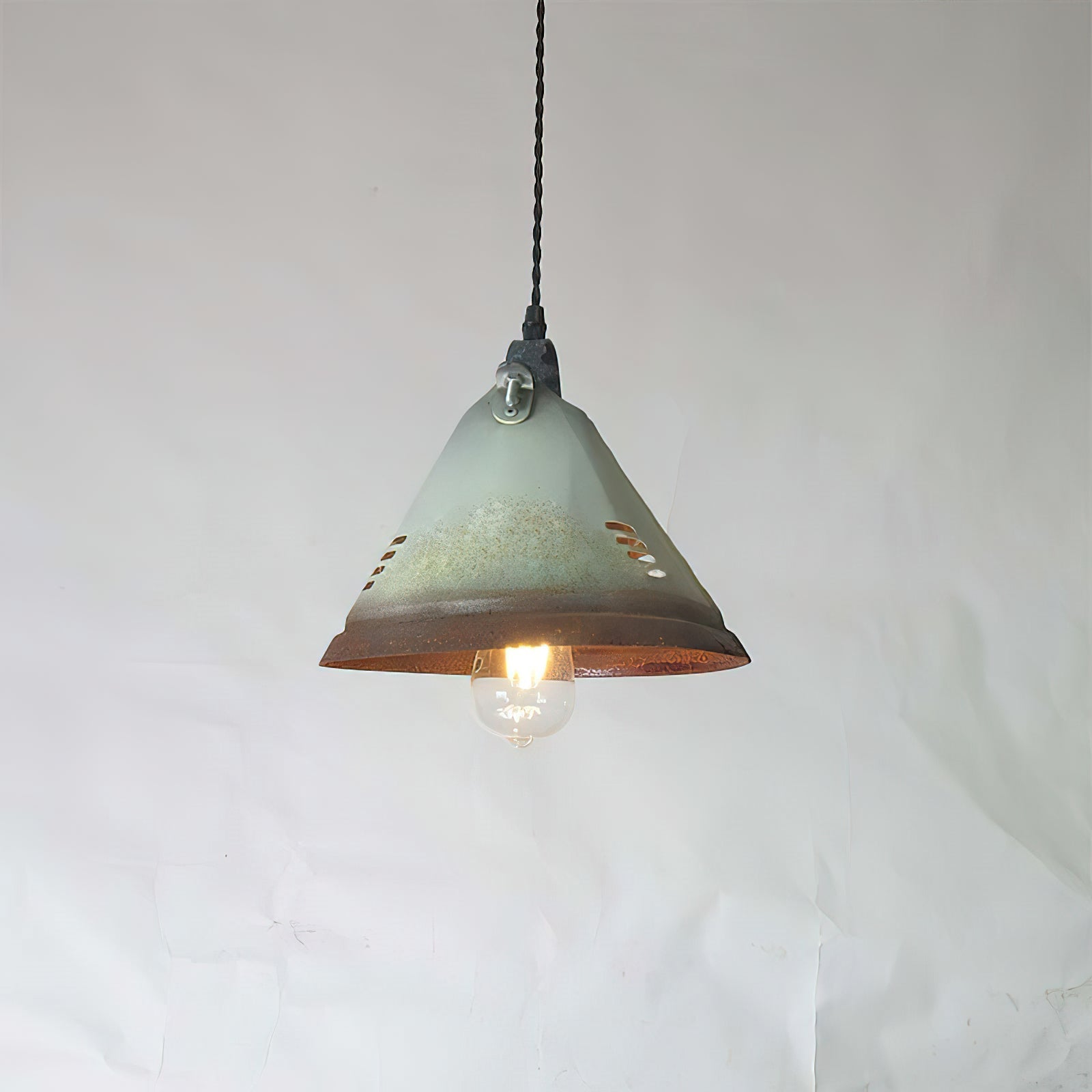 Elorus Vintage Modern Minimalist Metal Pendant Light - Lamp Copper
