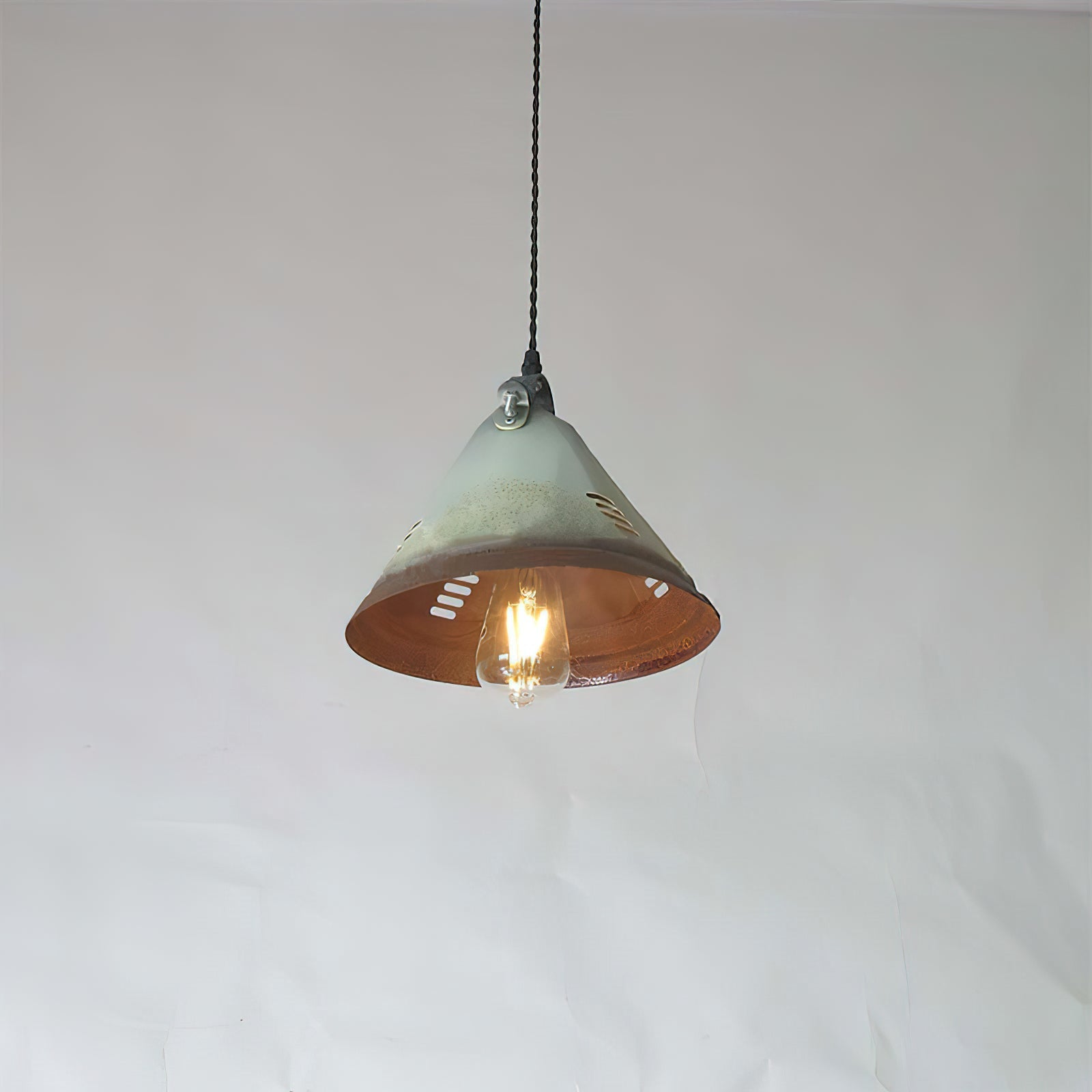 Elorus Vintage Modern Minimalist Metal Pendant Light - Lamp Copper