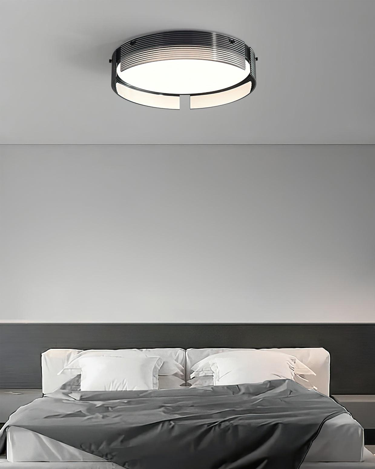 Stripe Lustre Plafonnier Moderne Laiton Lignes Élégantes - Neutralighting
