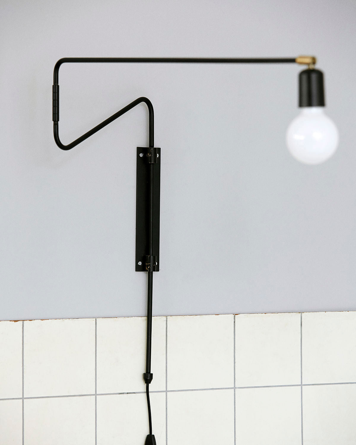 Elsoreth Modern Minimalist Swing Wall Lamp - Neutralighting