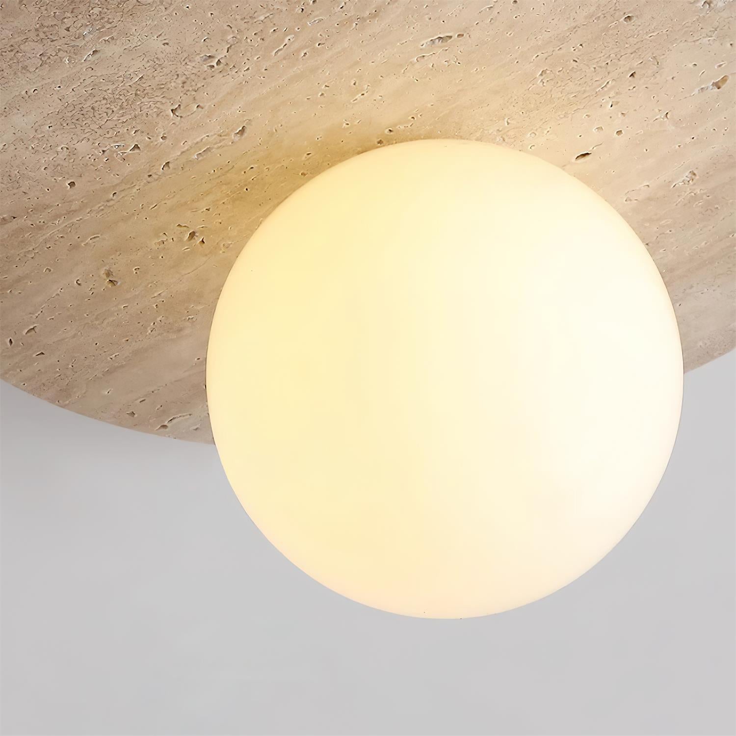 Virelli Lampe de Plafond Disque en Travertin avec Globe en Verre Scandi Cozy - Neutralighting