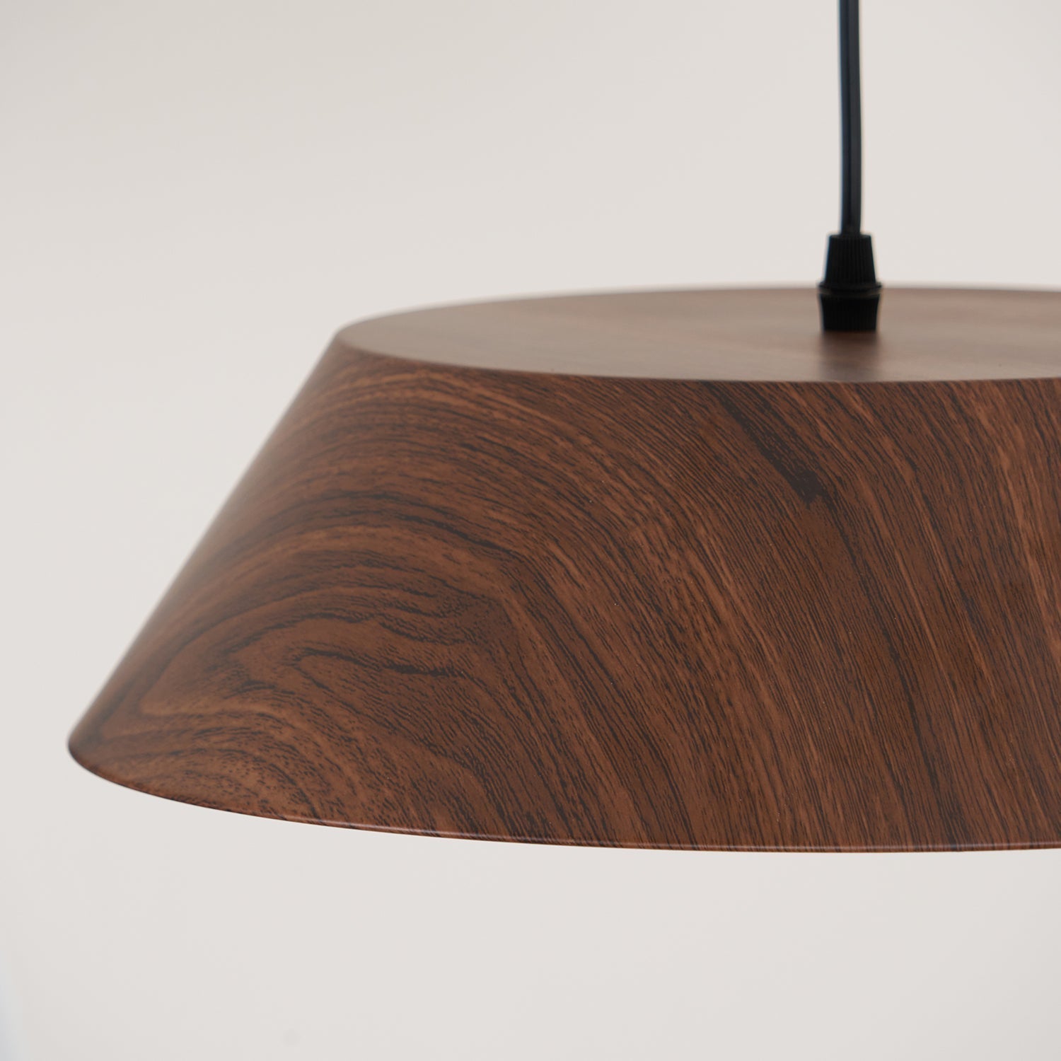 Novain Suspension en grain de bois - Neutralighting