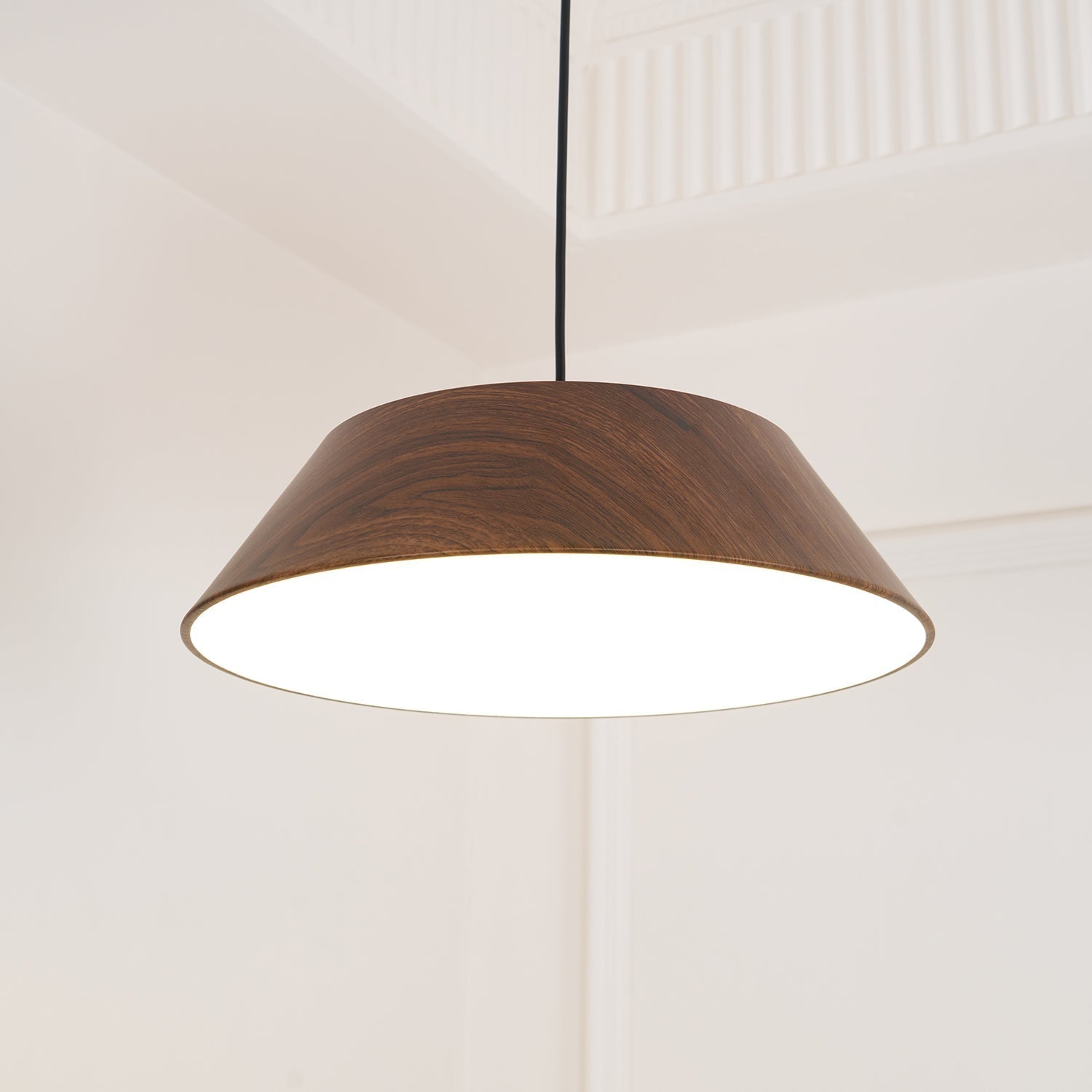 Novain Suspension en grain de bois - Neutralighting