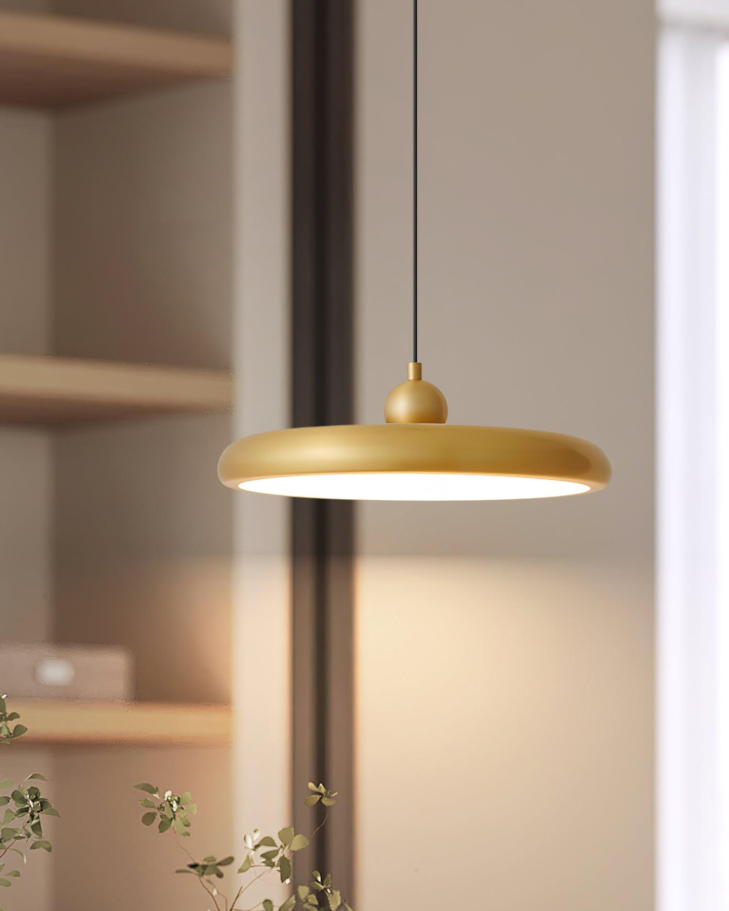 Avelice Laiton Glamour Pendentif Lampe - Neutralighting