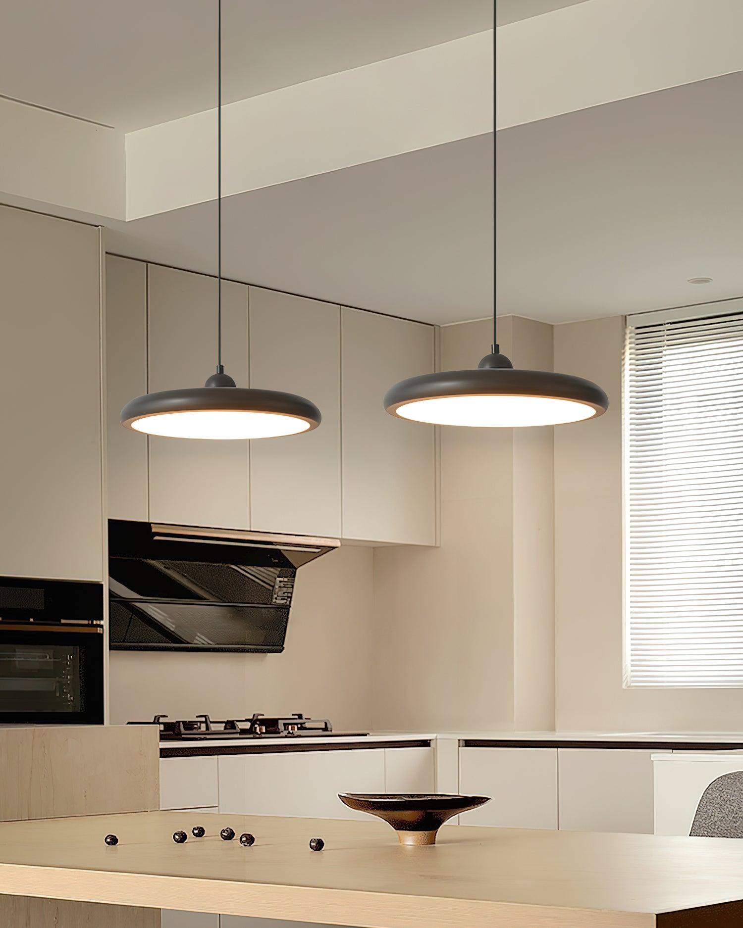 Avelice Laiton Glamour Pendentif Lampe - Neutralighting